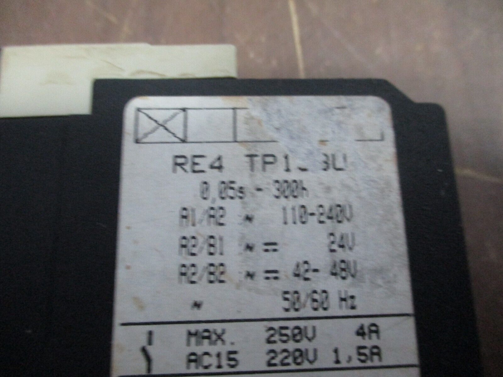 Telemecanique Time Delay Relay RE4TP13BU Range: 0.05s-300h Used