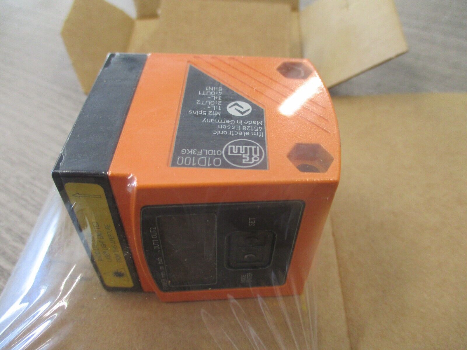 ifm O1D100 Distance Sensor O1DLF3KG/IO-LINK 18-30VDC 200MA New Surplus