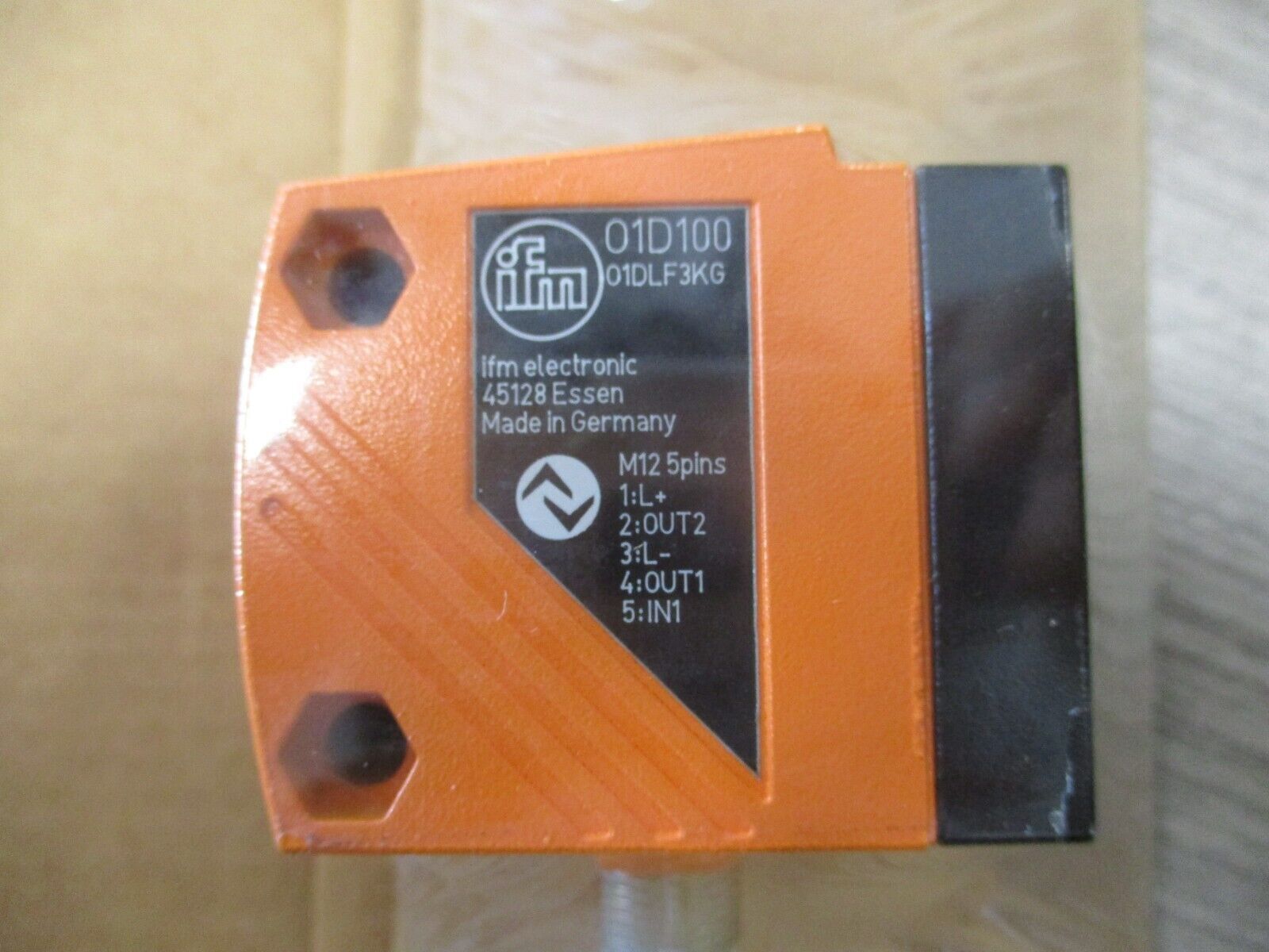 ifm O1D100 Distance Sensor O1DLF3KG/IO-LINK 18-30VDC 200MA New Surplus