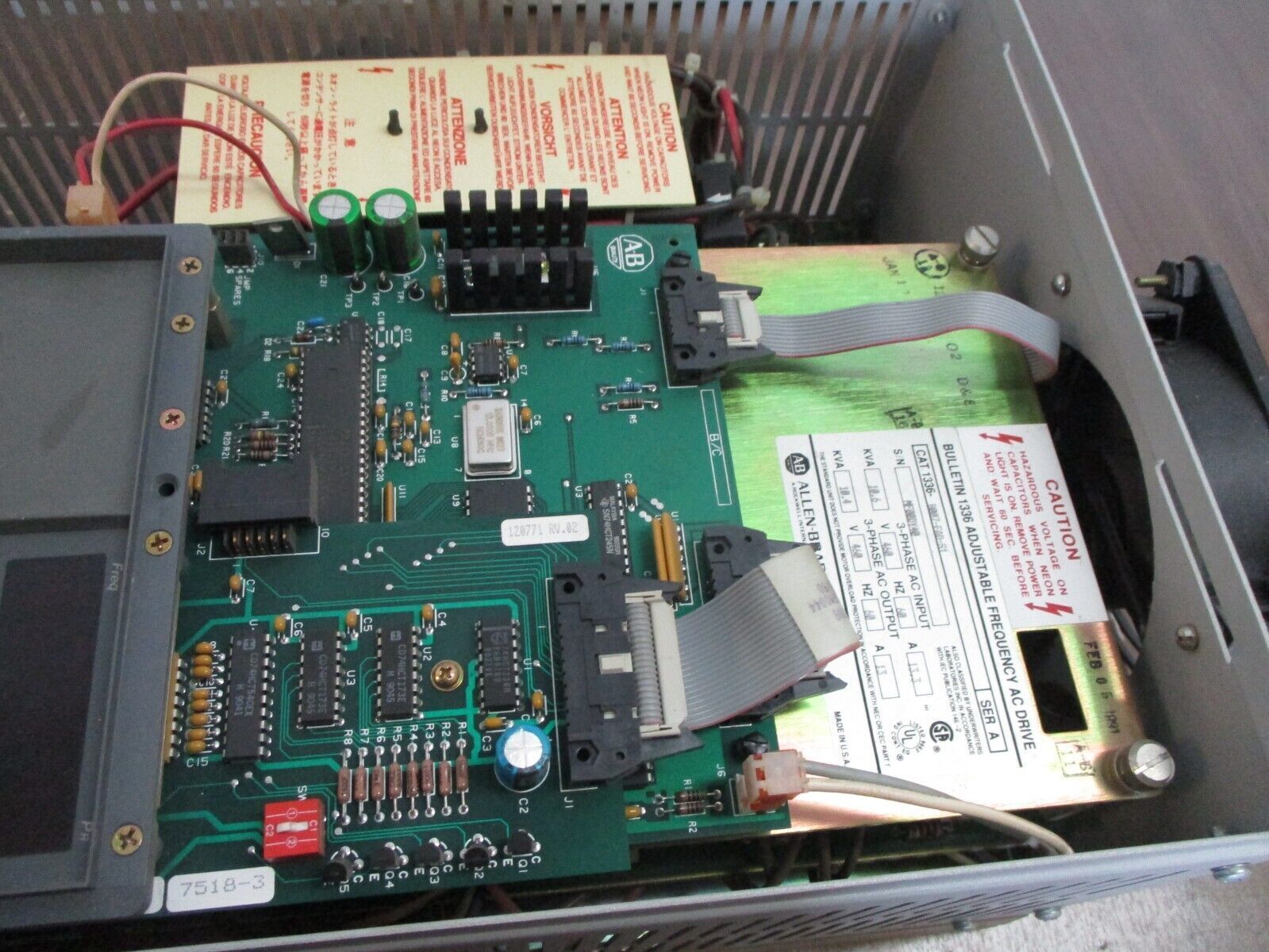 Allen-Bradley 1336 AC Drive 1336-B007-EAD-S1 7.5HP *Cracked Cover* Used