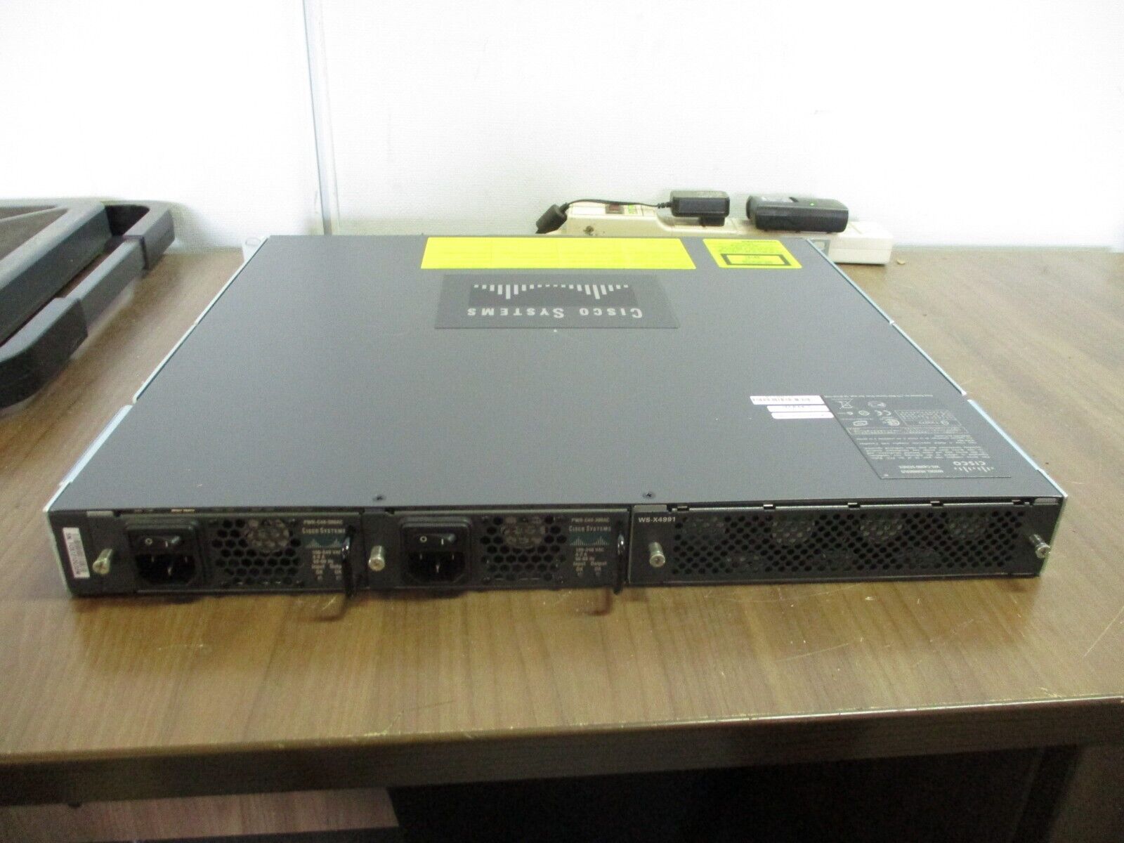 Cisco Catalyst 4948 48-Port Switch WS-C4948 S V05 (48) Gigabit Ports Used