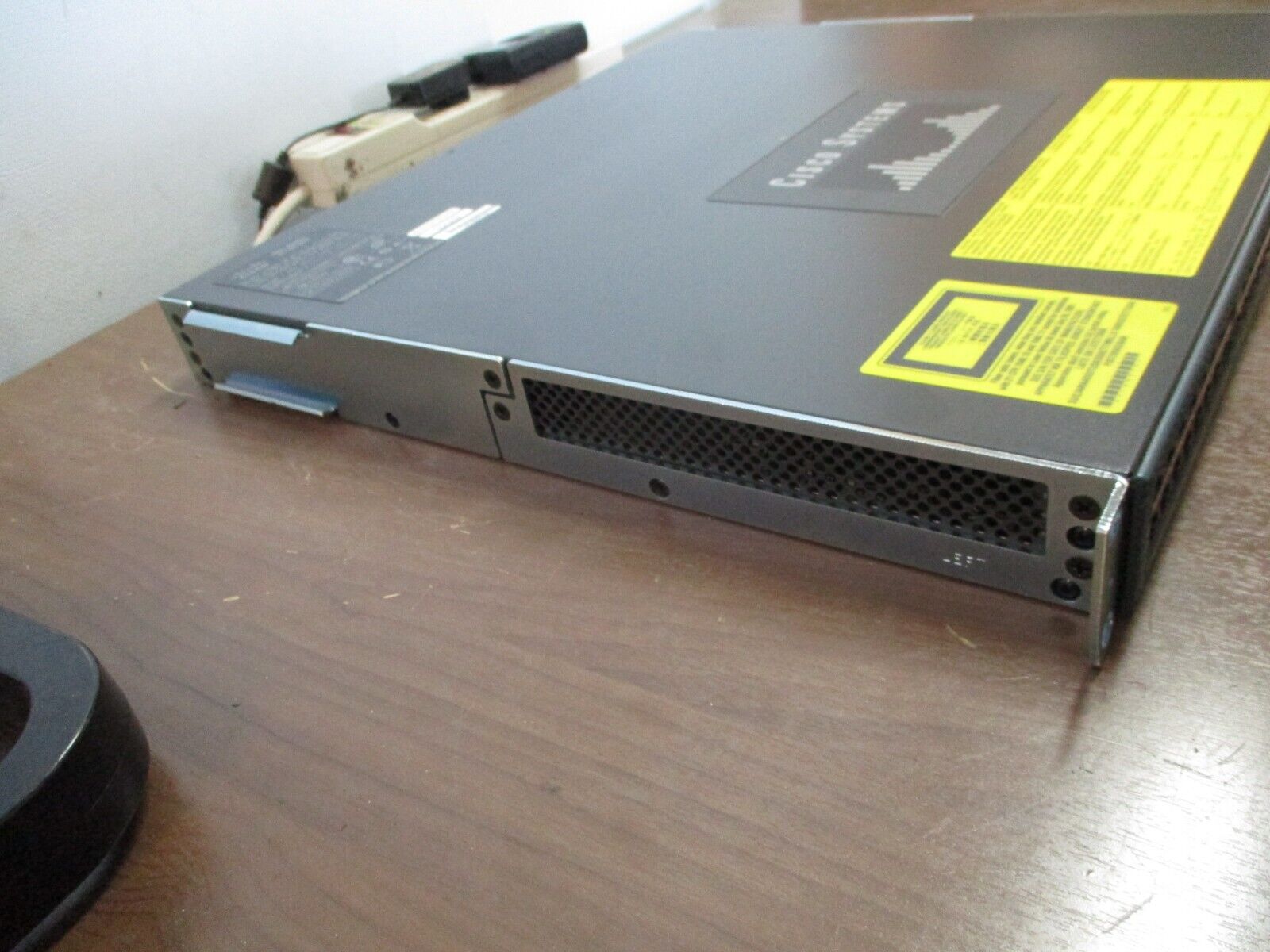 Cisco Catalyst 4948 48-Port Switch WS-C4948 S V05 (48) Gigabit Ports Used