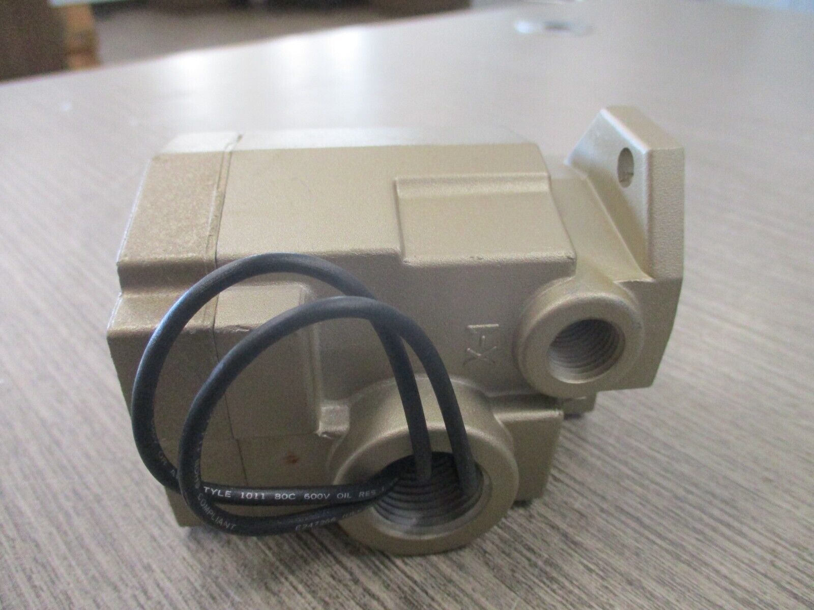 Ross Compact Control Valve 1614B2020W New Surplus