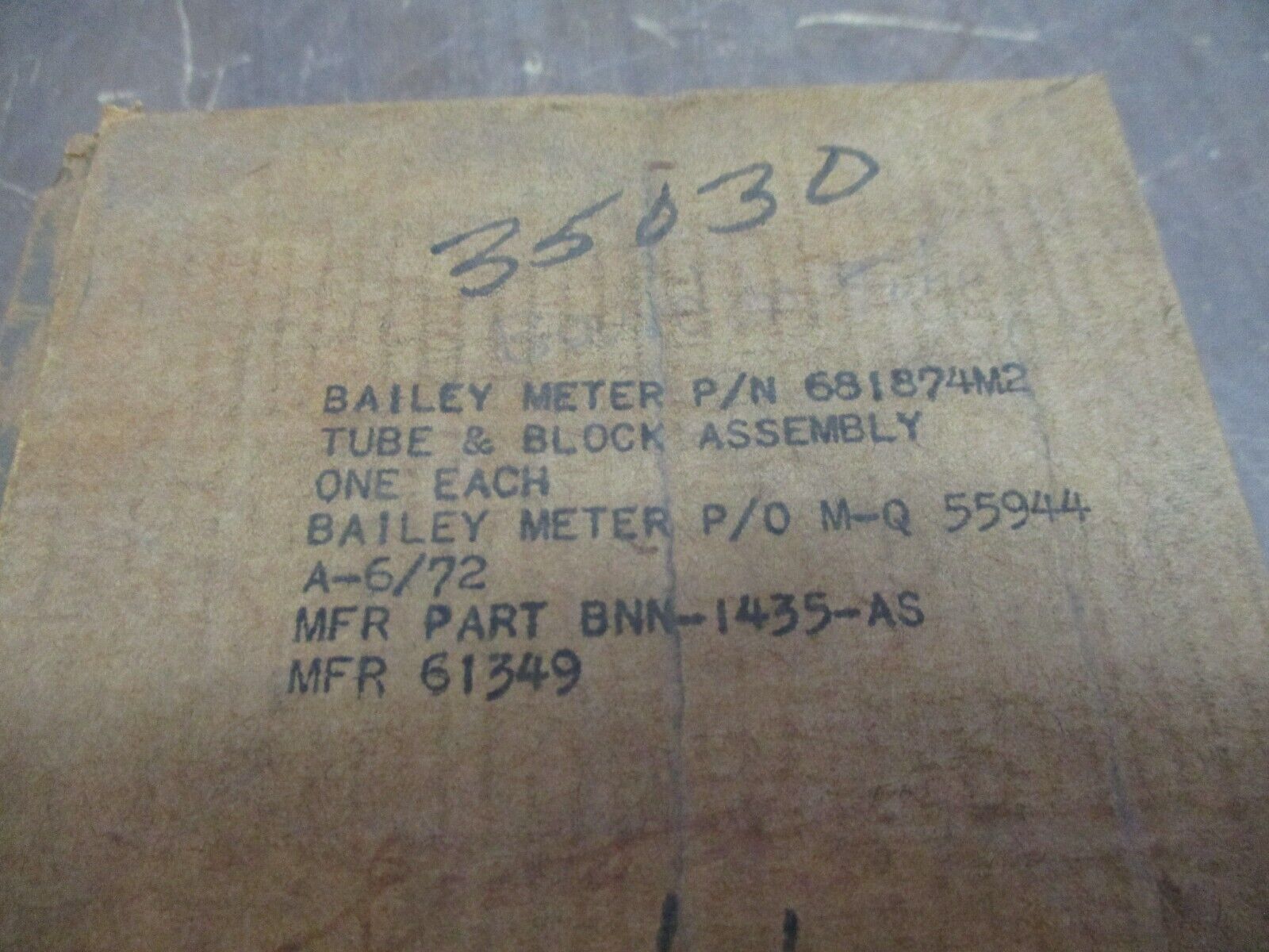 Bailey Tube & Block Assembly 681874M2 New Surplus