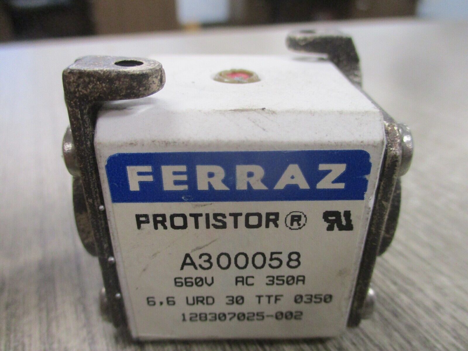 Ferraz Protistor Fuse A300058 350A 600V Used