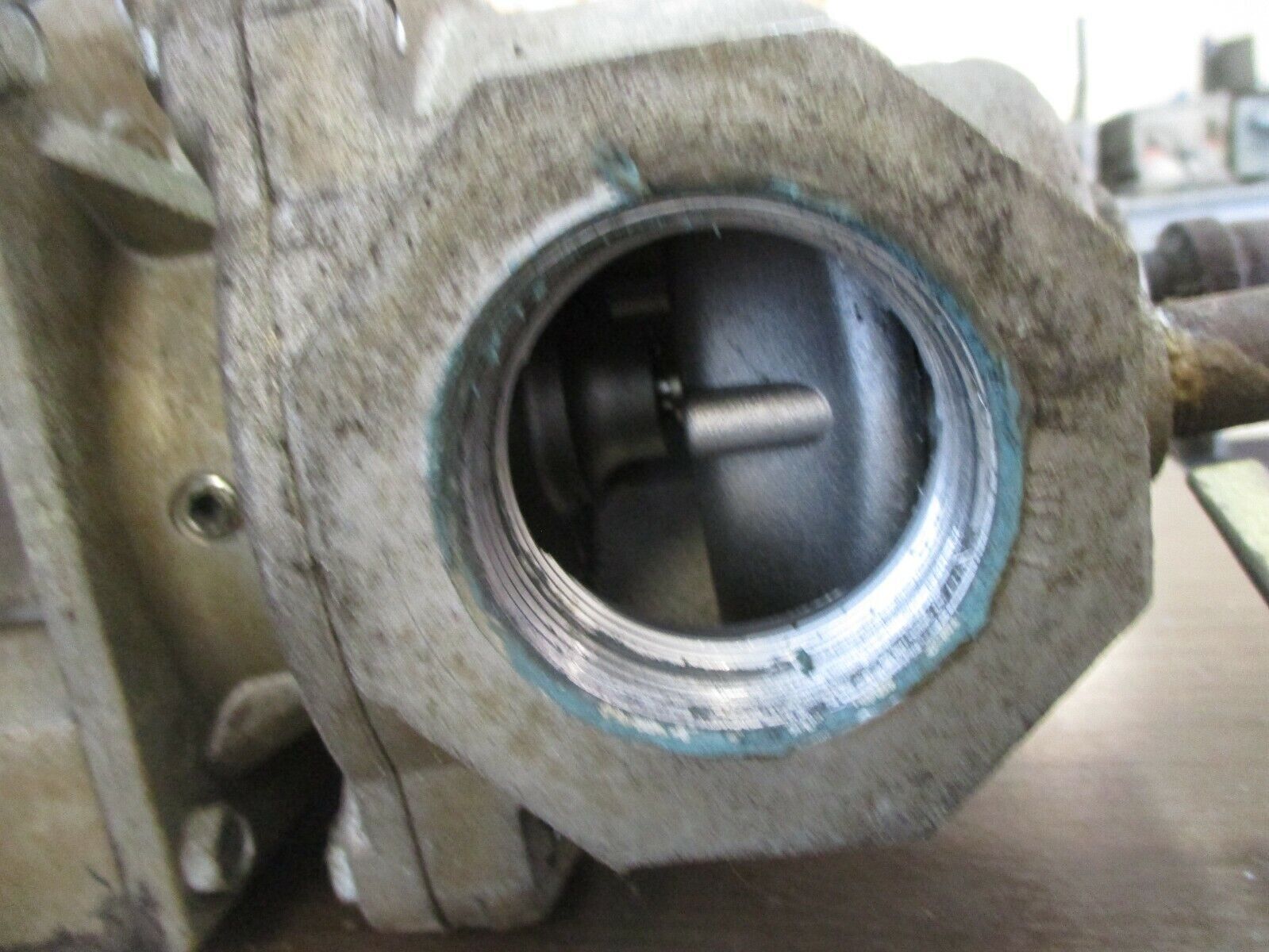 Honeywell Fluid Power Gas Valve V4055A 1098 110/120V 50/60Hz Gas Types: G-LP