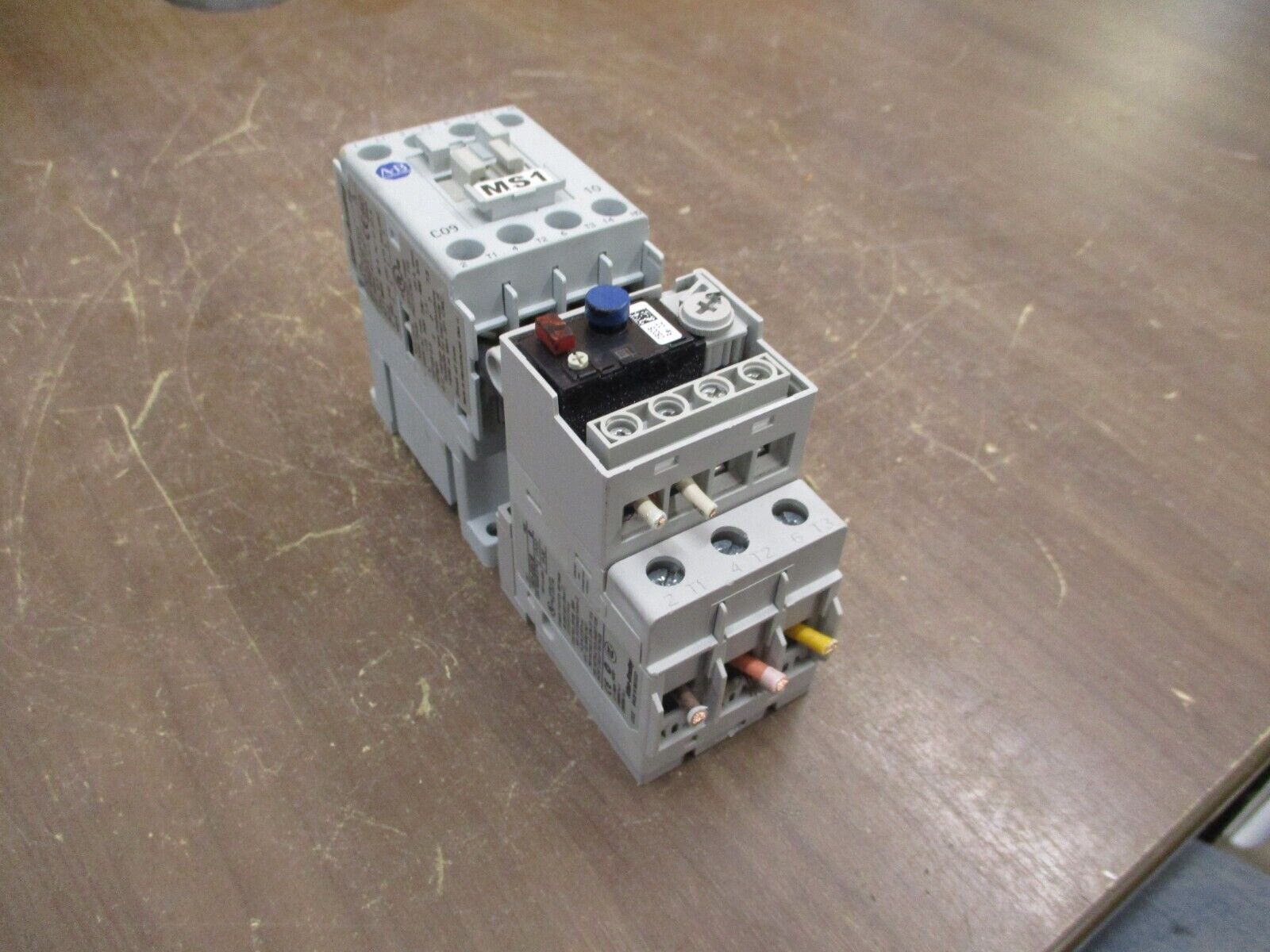 Allen-Bradley Starter 100-C09*10 / 193-EECB 120V Coil Trip: 1.0-5.0A 600V Used