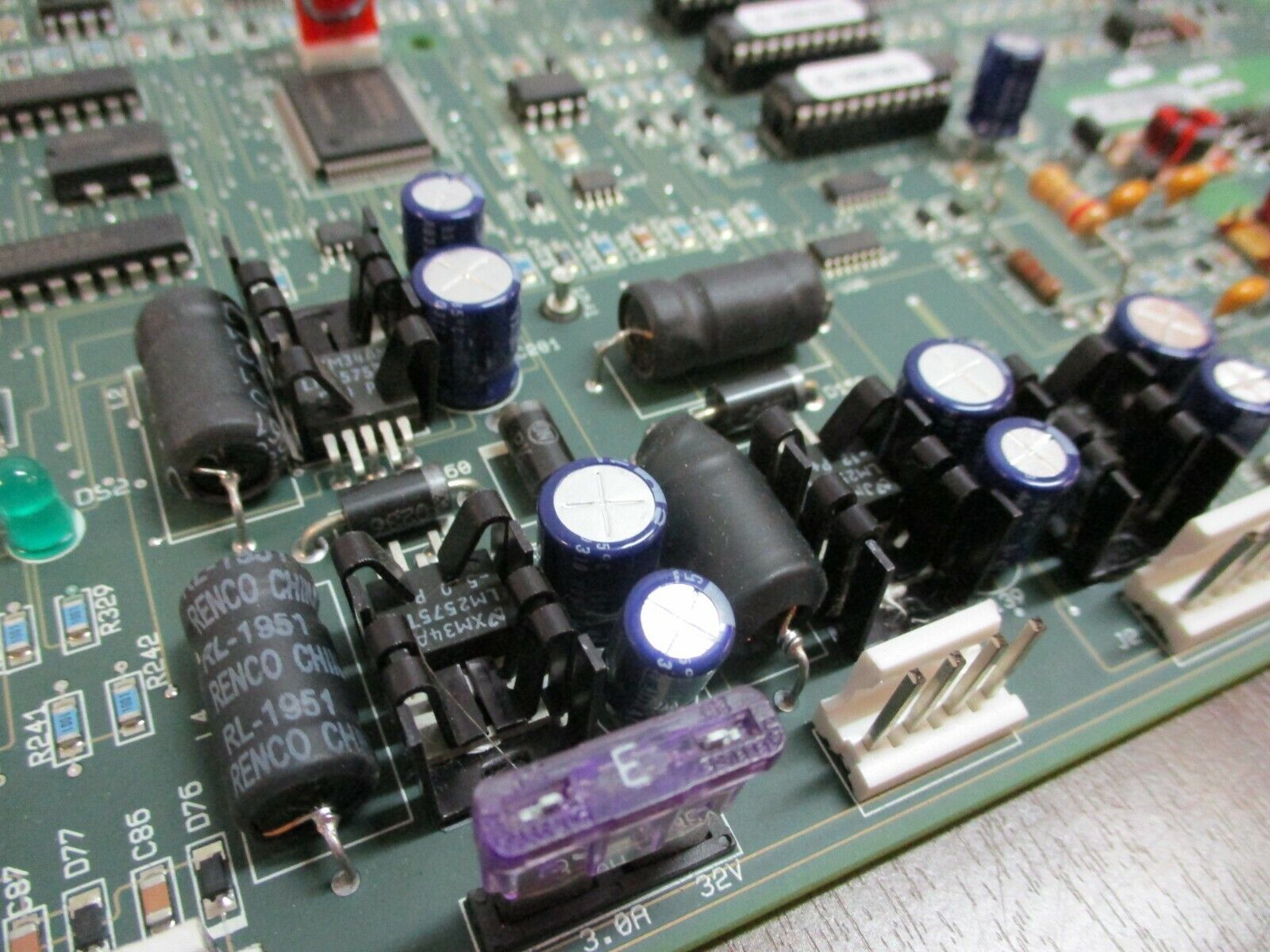 Eaton Inverter Control Board 101073072-001 Rev. N02 Used