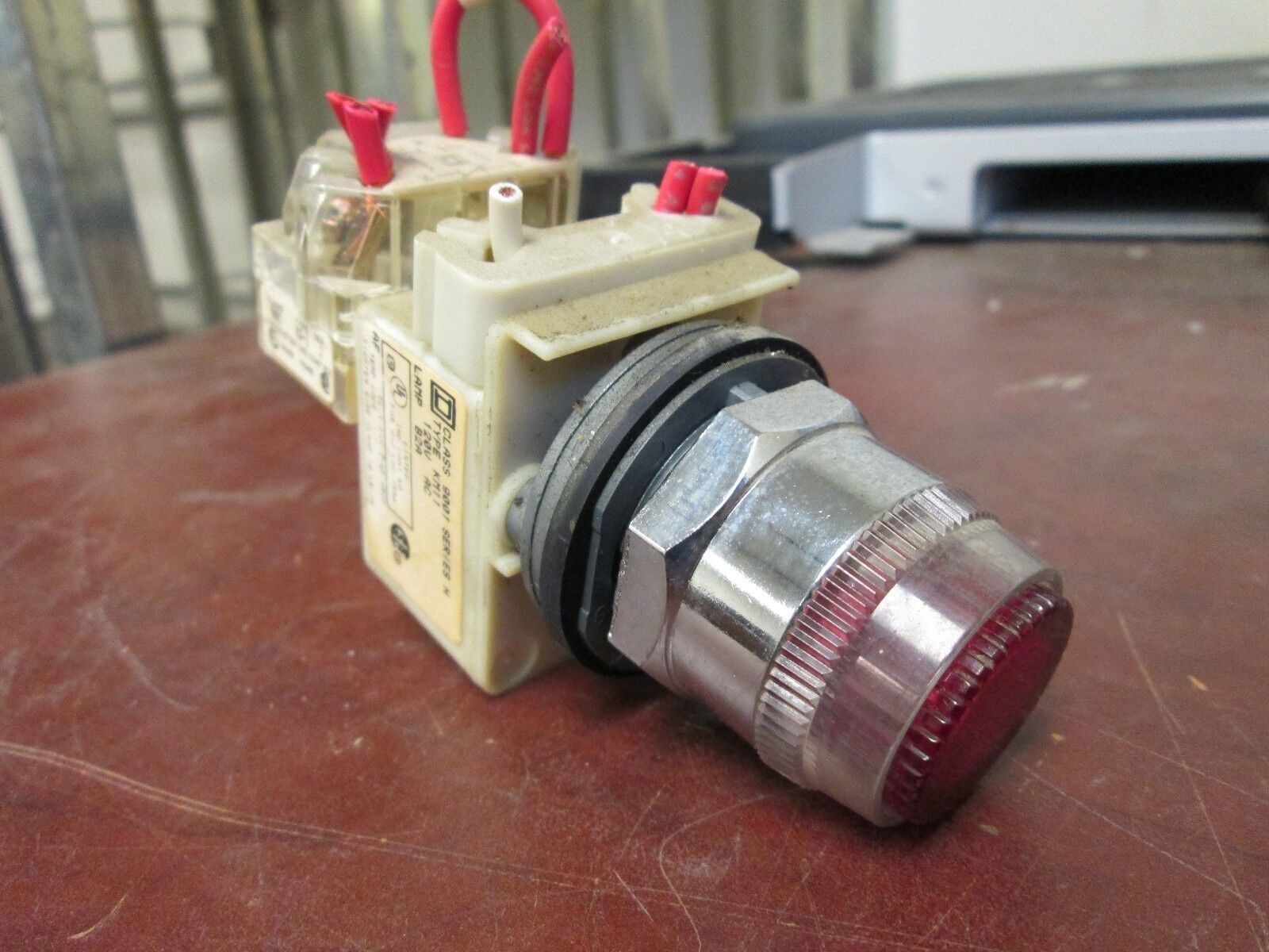 Square D Push Button 9001 KM11 Red 120V Used