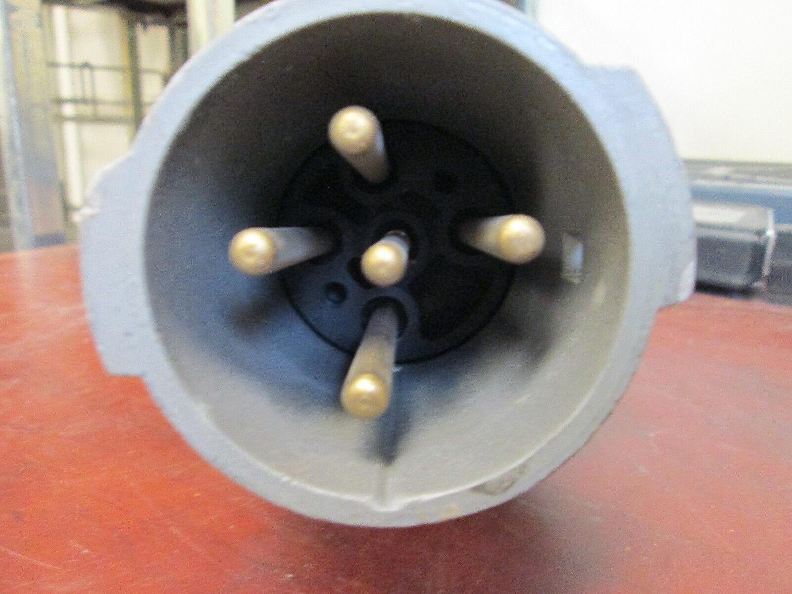 Russellstoll Plug DS3516MP 30A 120/208V Y 3Ph 5W Used