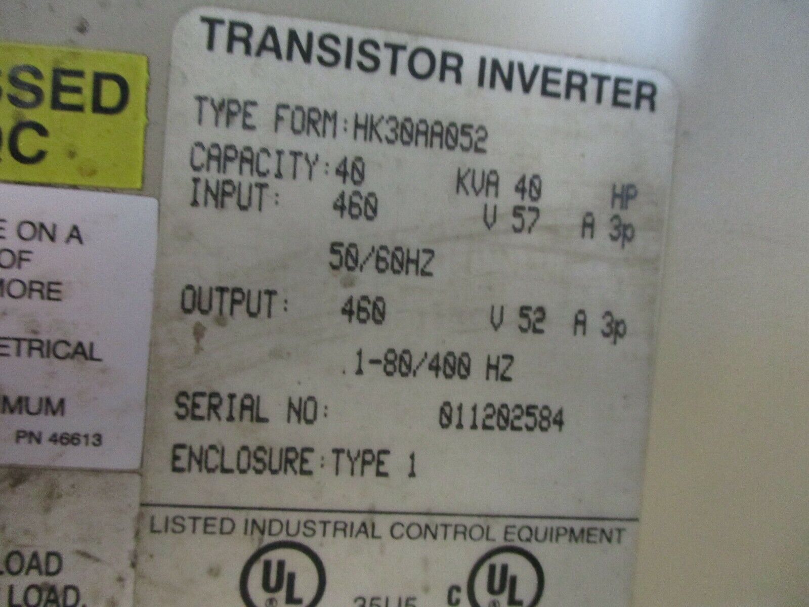 Toshiba E3 AC Drive HK30AA052 40HP 3Ph Input: 460V 57A 3P 50/60Hz *Bent Fin*