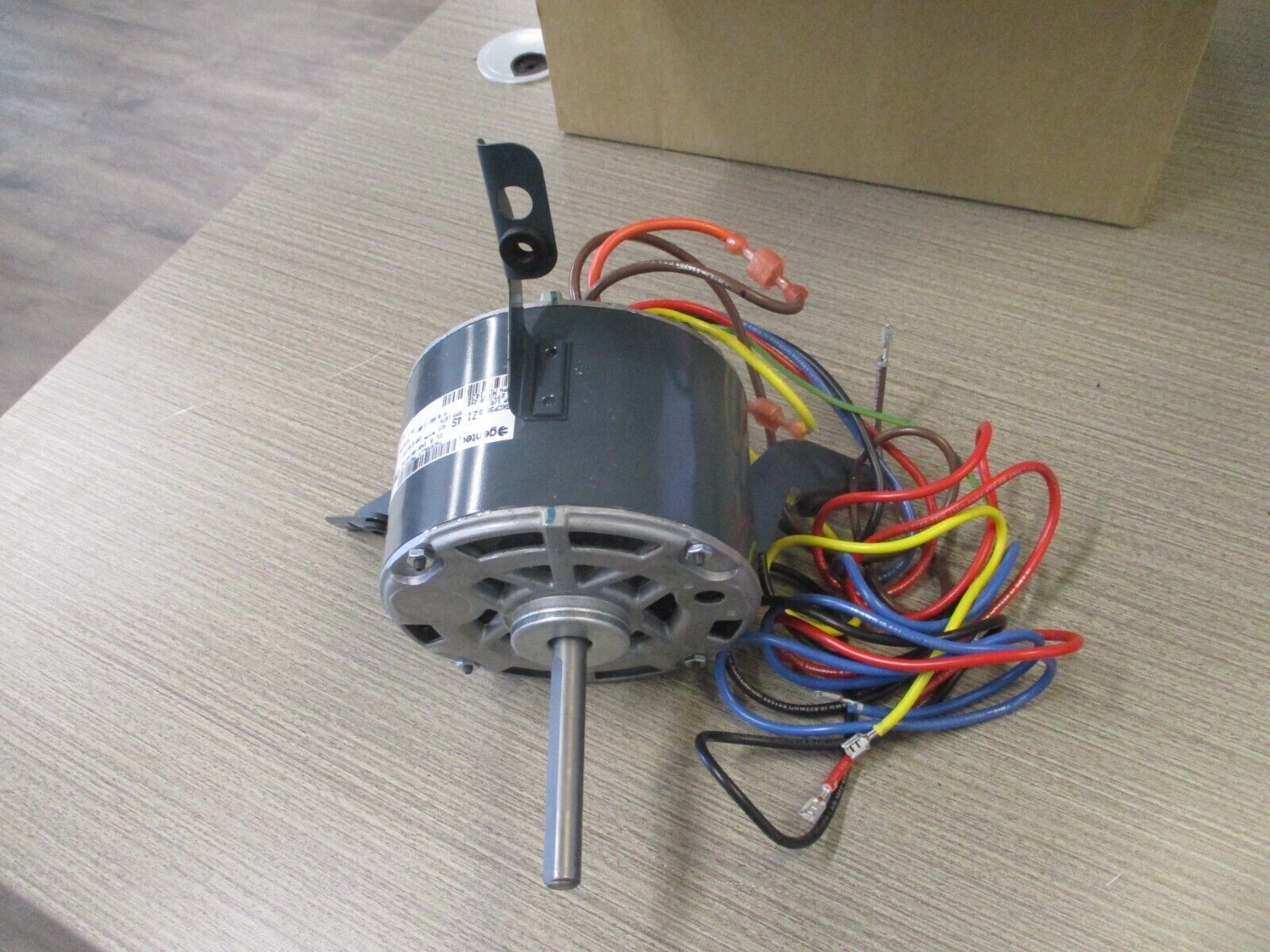 Genteq Permanit Split Capacitor MOT14369 277/220-240V .88/1.00A *New Surplus*