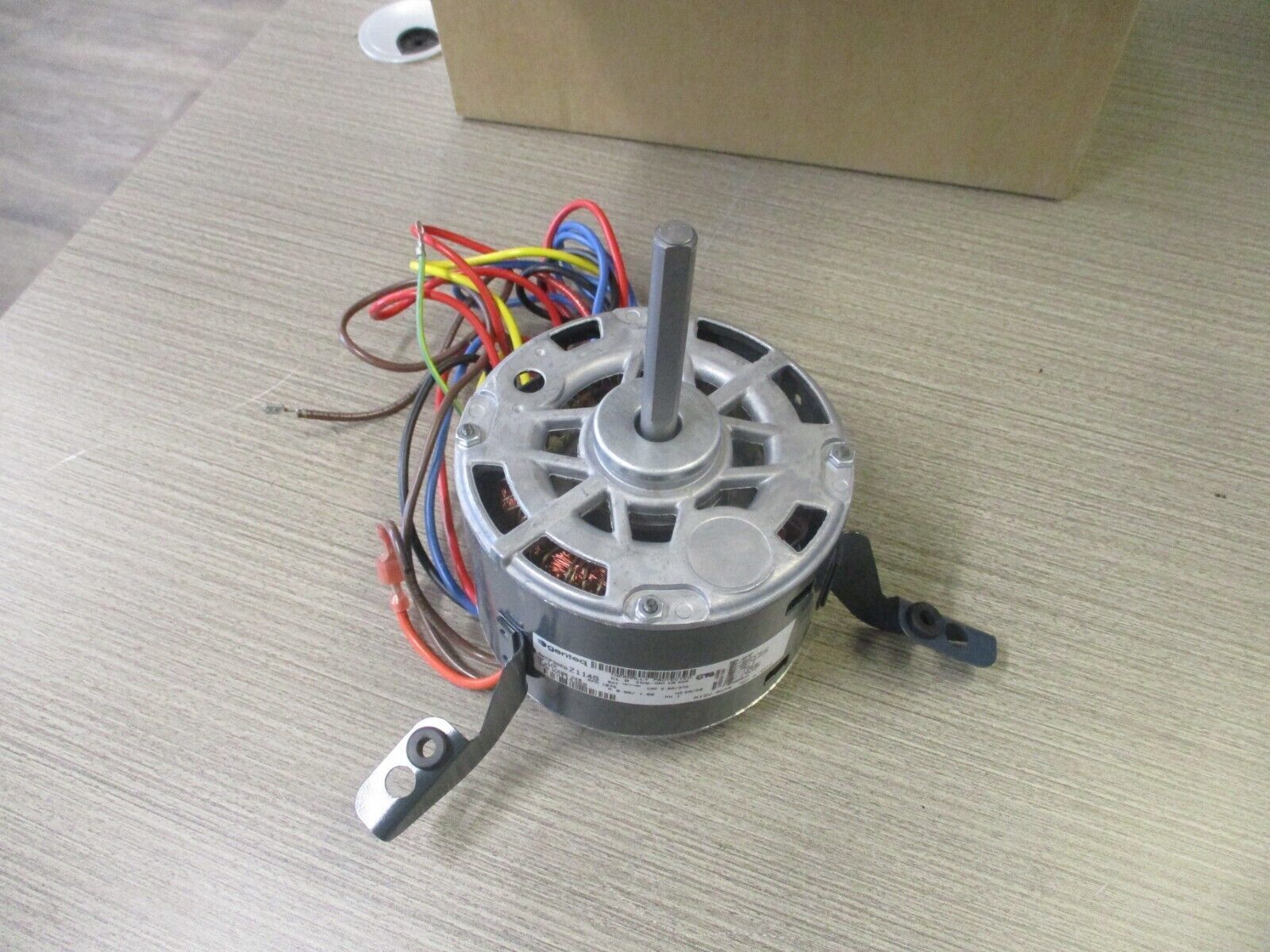 Genteq Permanit Split Capacitor MOT14369 277/220-240V .88/1.00A *New Surplus*