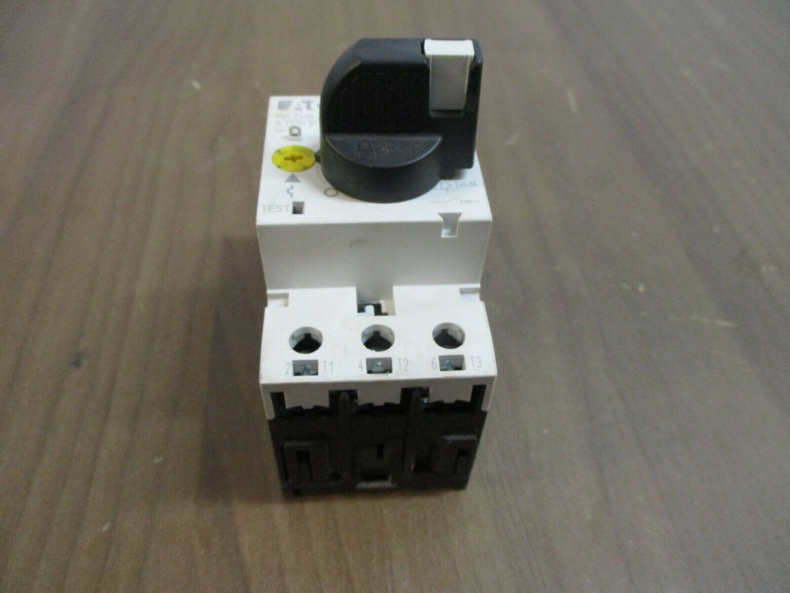 Eaton Manual Starter PKZM0-1.6XTPR1P6BC1 Trip: 1-1.6A Used