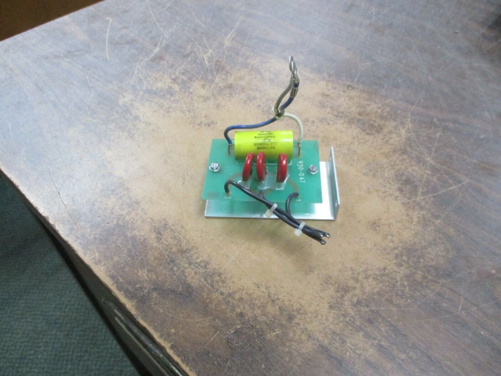 Vee-Arc Capacitor Board 930-047 Used