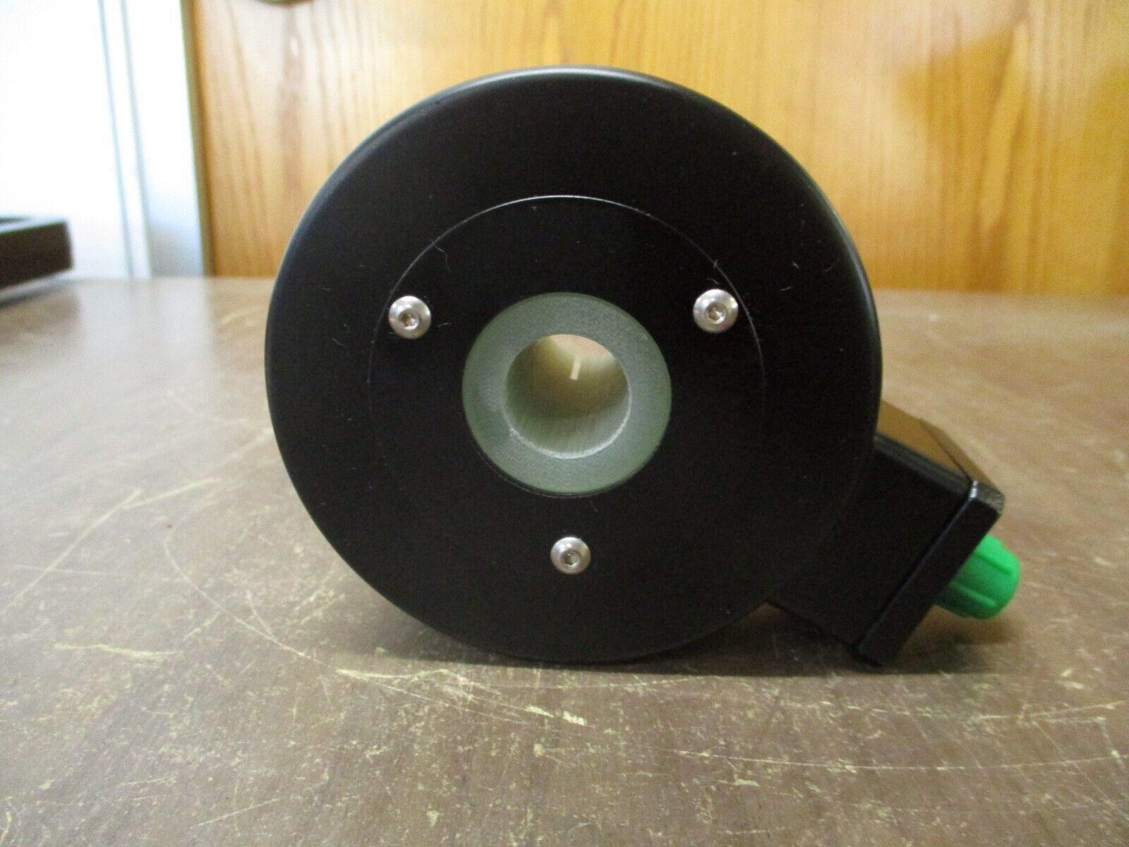 Dynapar Encoder HS35R2400D30H04 2400PPR New Surplus