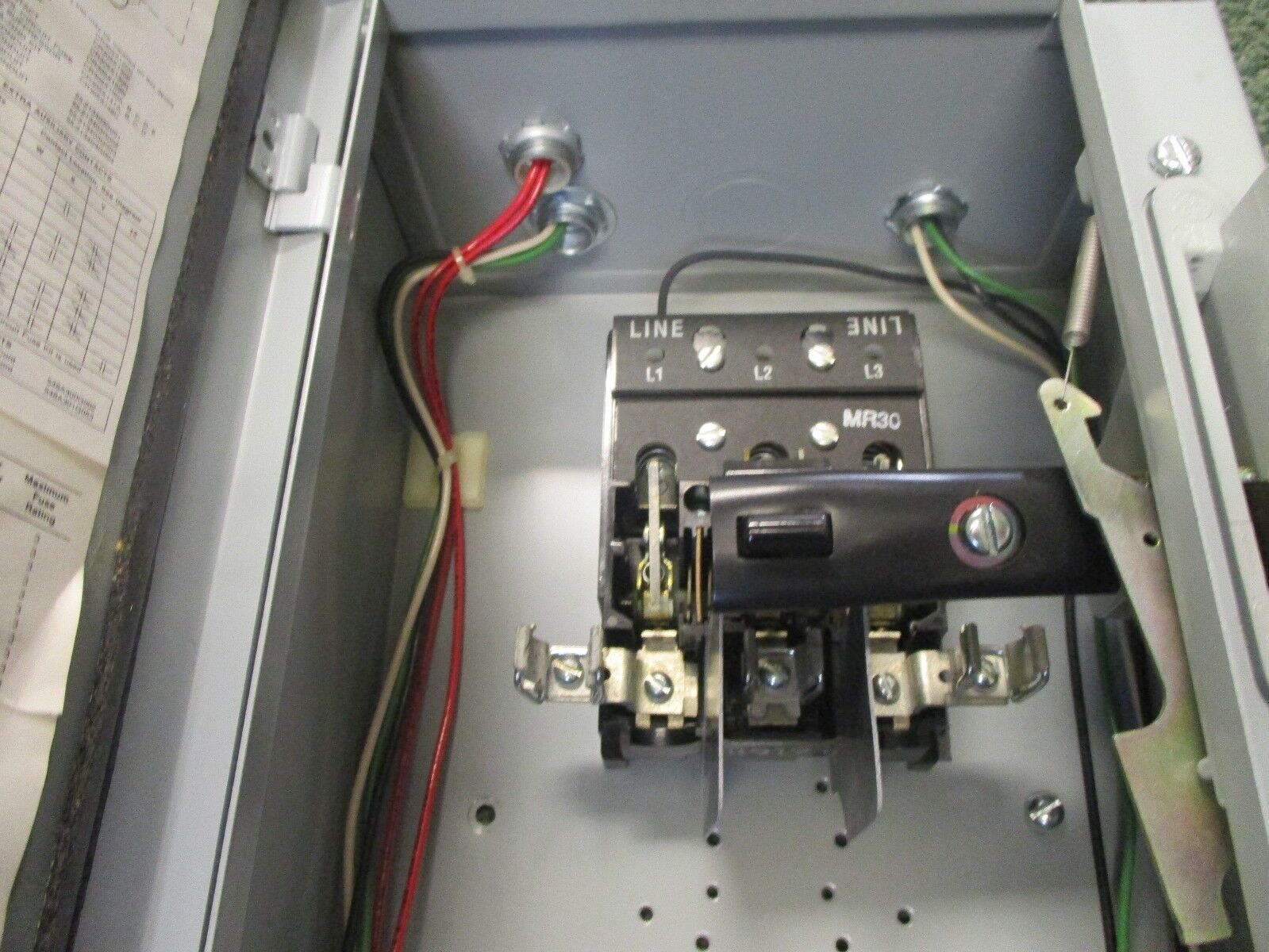 GE Fusible Size 0 Combination CR08B1**DCN 115-120V Coil "No Heaters" Used