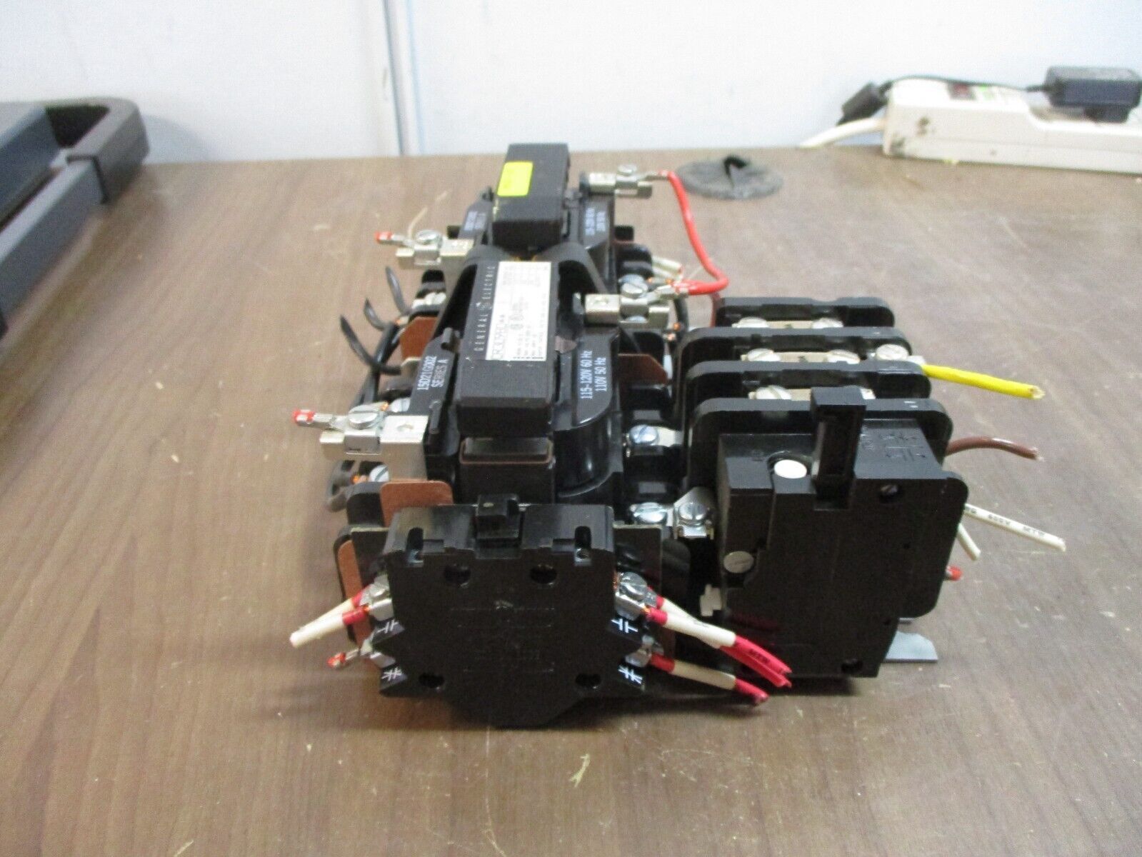 GE Size 0 Reversing Starter CR309B0** 115-120V Coil Used