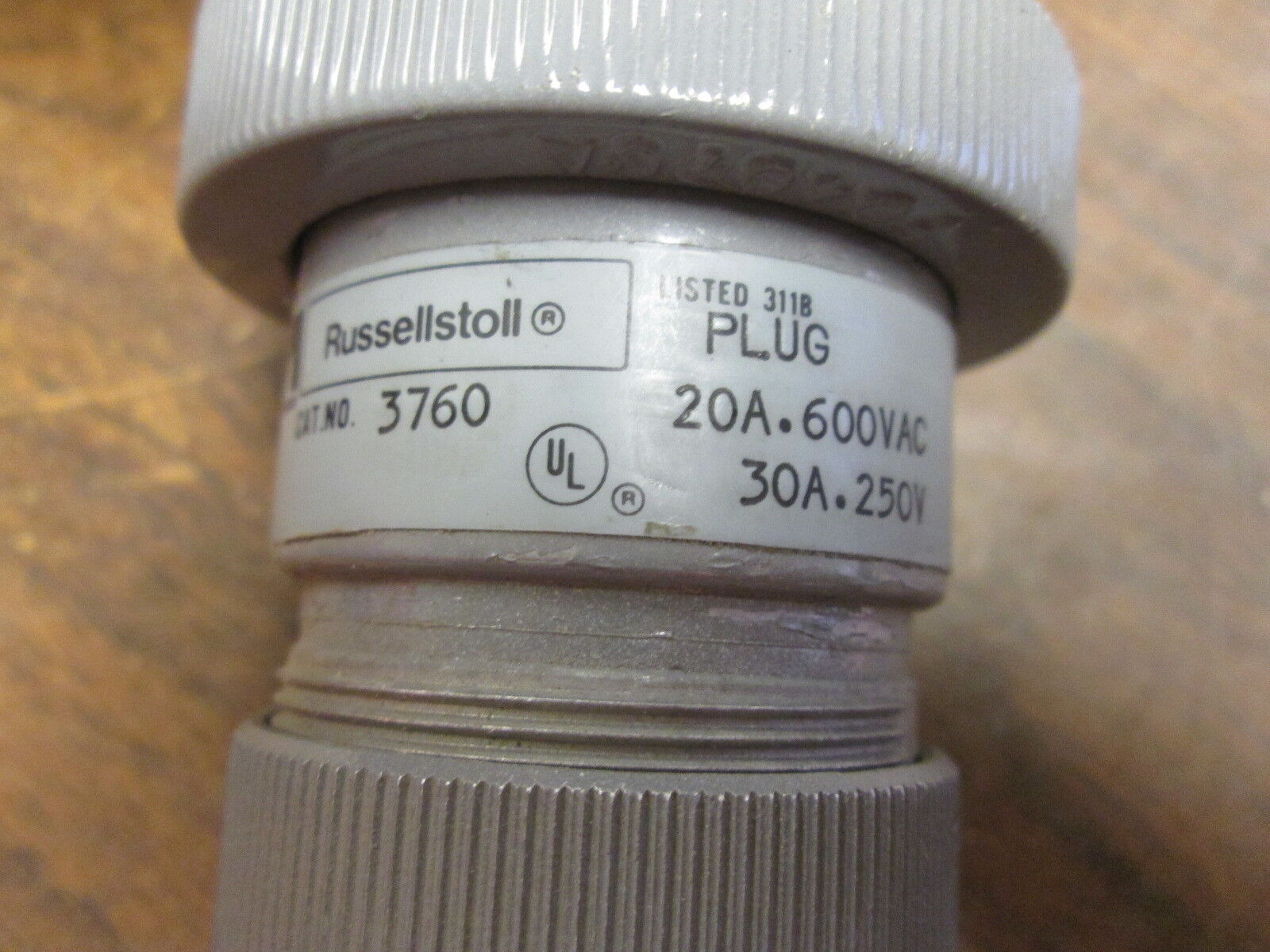 Russellstoll Plug 3760 20A@600V 30A@250V 3P 4W, Used