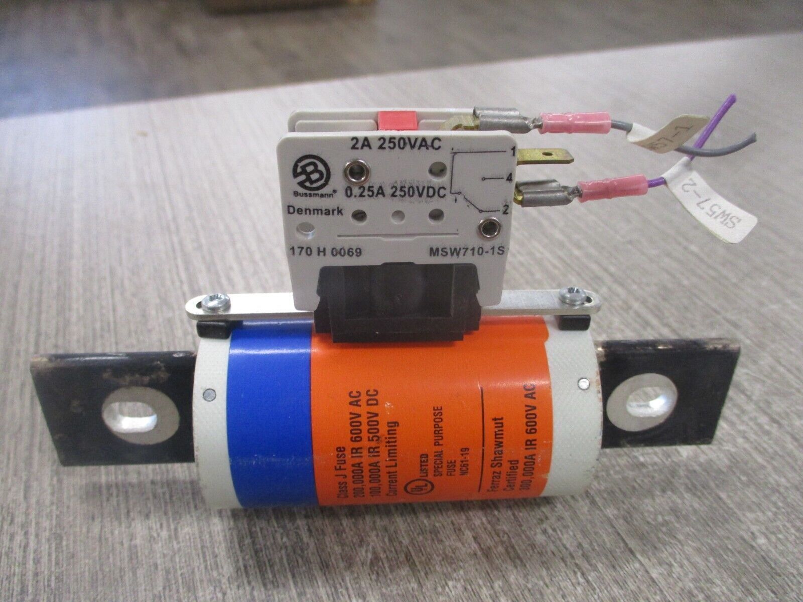 Ferraz Shawmut Amp-Trap 2000 Fuse AJT150EI 150A 600V Used