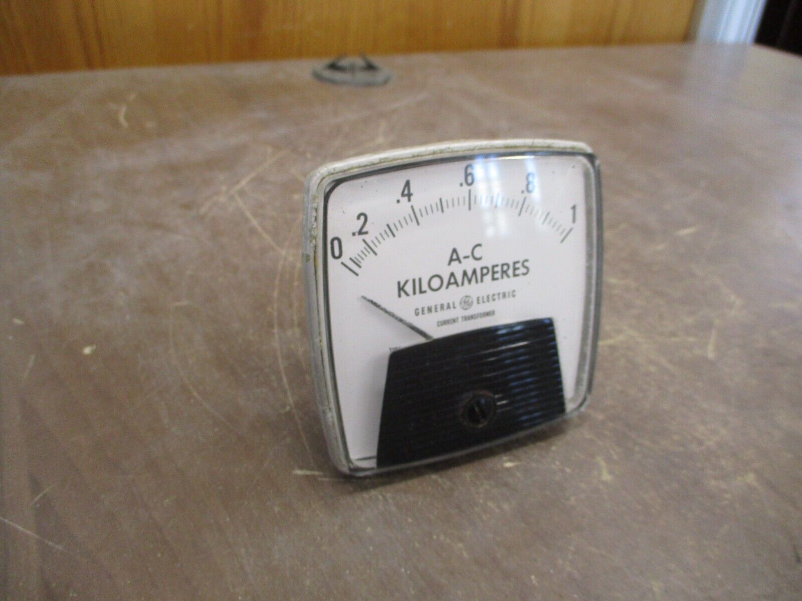 GE AC Ammeter 50-162141LSVA2 Range: 0-1KA Used
