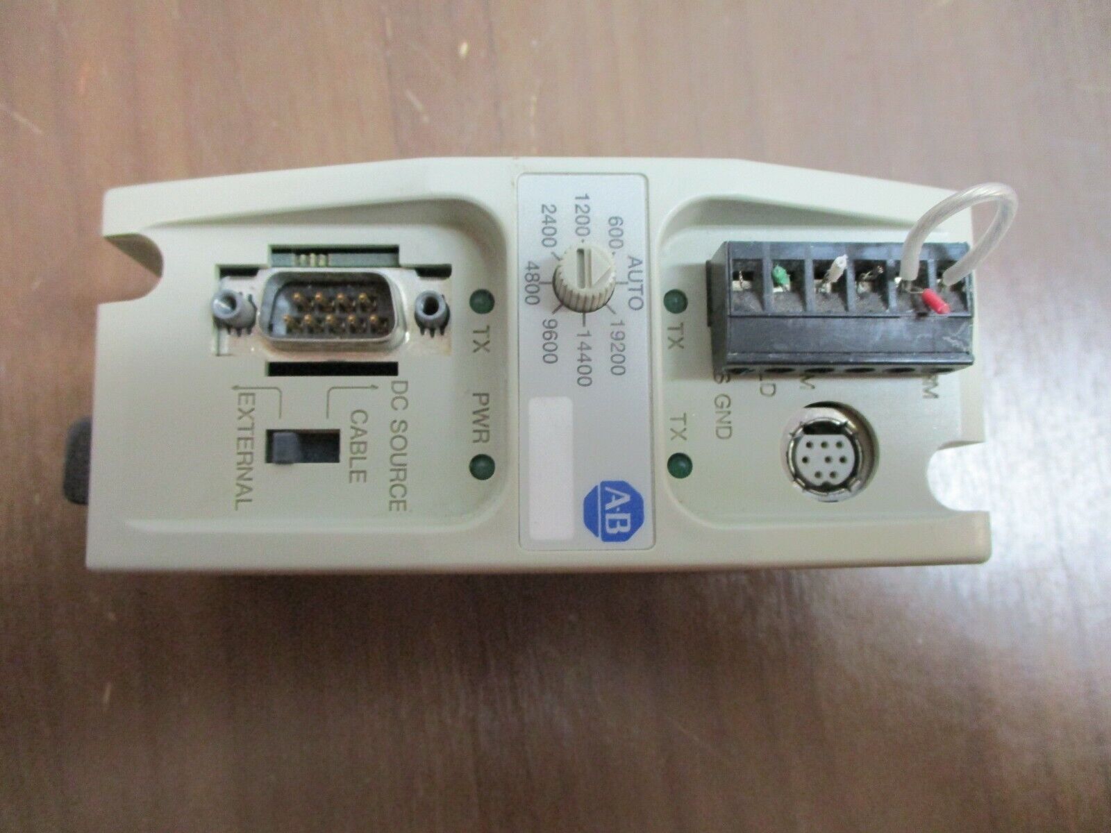 Allen-Bradley Advanced Interface Converter 1761-NET-AIC Ser. A Used