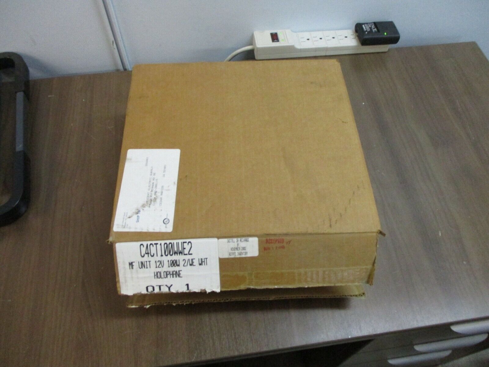 Holophane Emergency Light Unit C4CT100WWE2 100W 12V (2) White Lights New Surplus