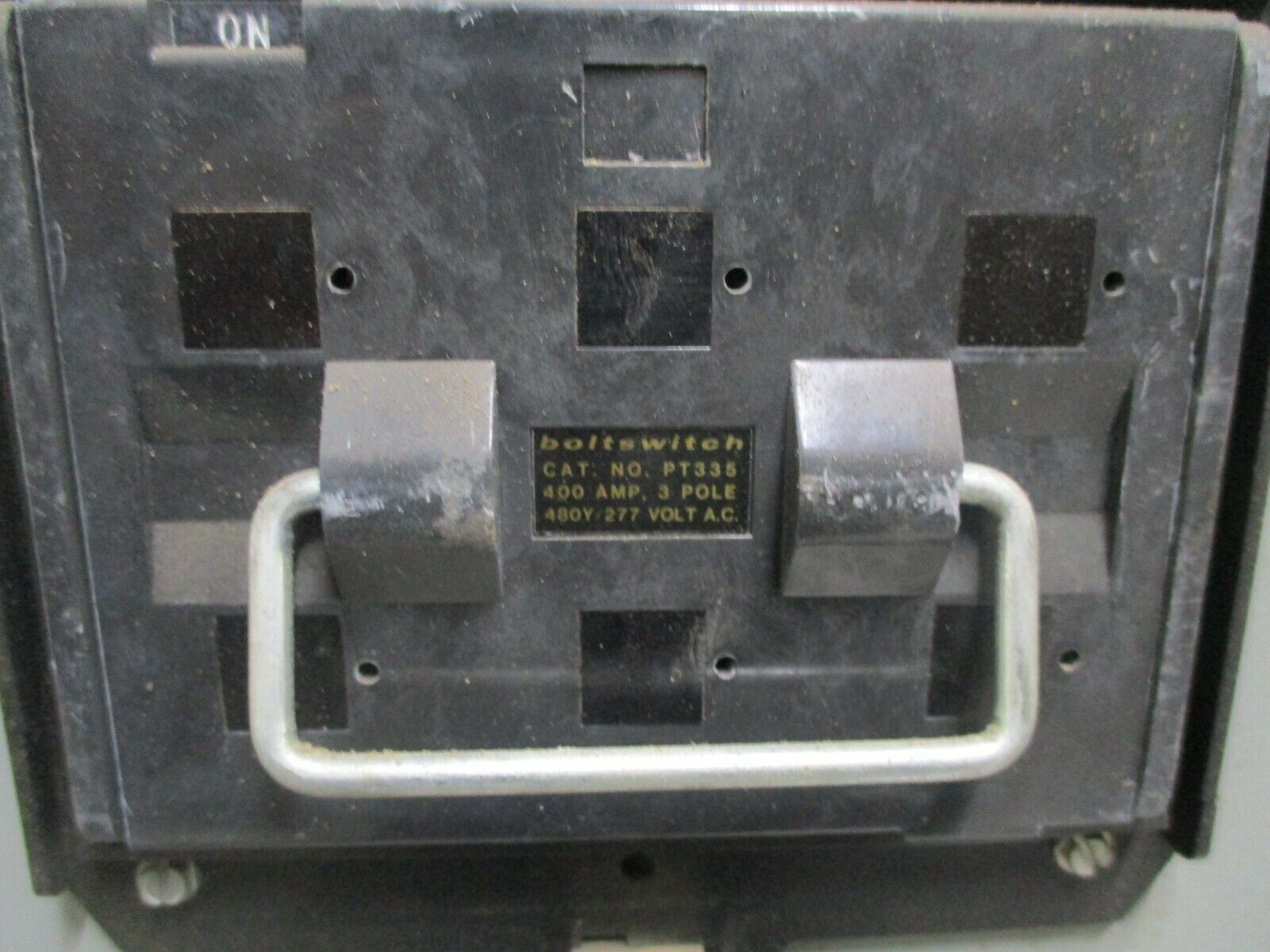 AMP 3R Enclosed Fuse Pullout Switch SES335 400A 480Y/277V 60Hz 3Ph 3W Used