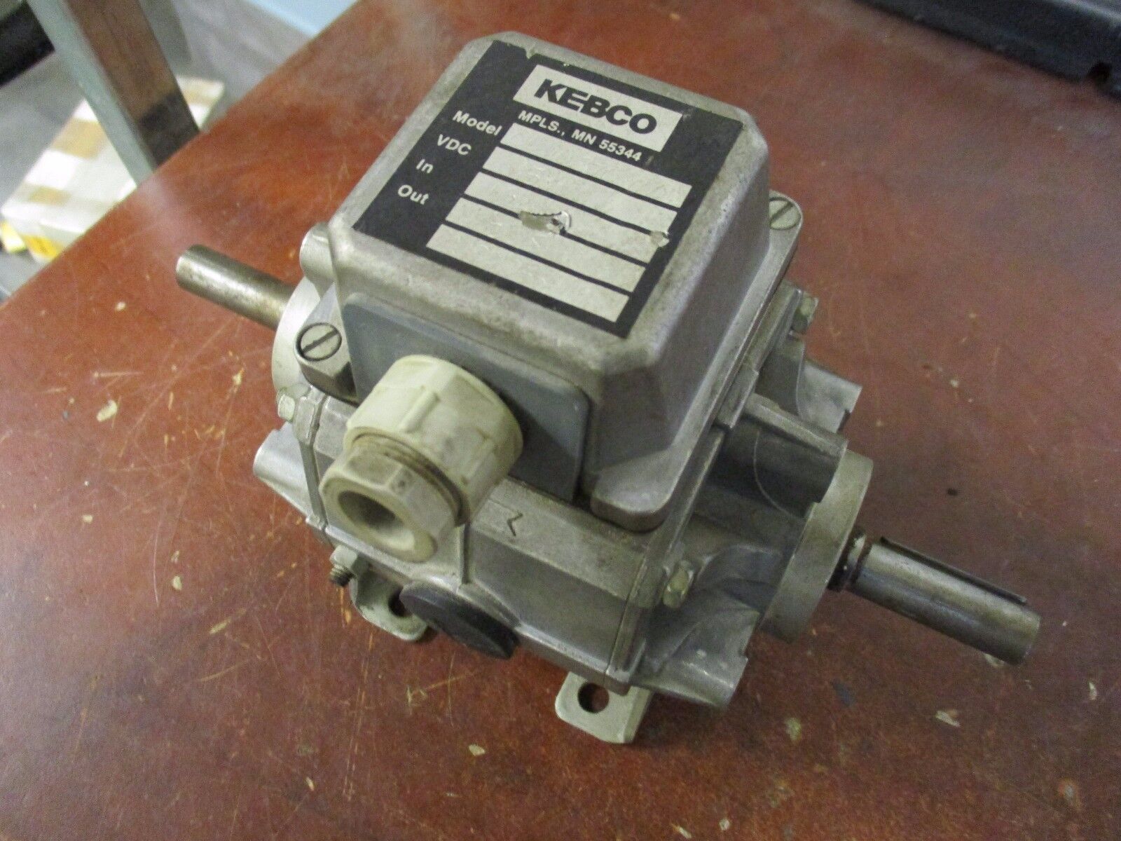 Kebco Electronic Brake/Clutch Combibox 06.10.370.0000 95VDC 1/2" Shaft Used