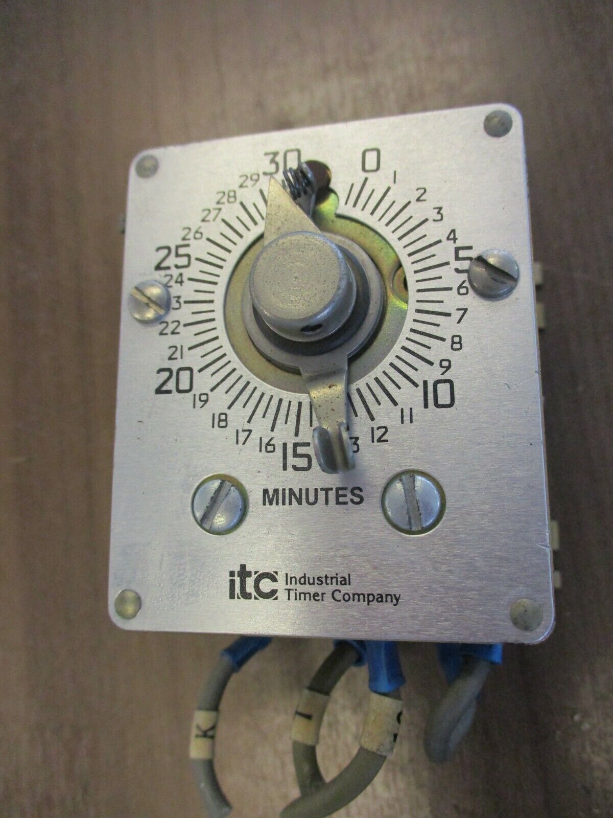 ITC Timer CSF 30M 120V 60Hz Range: 0-30 min Used
