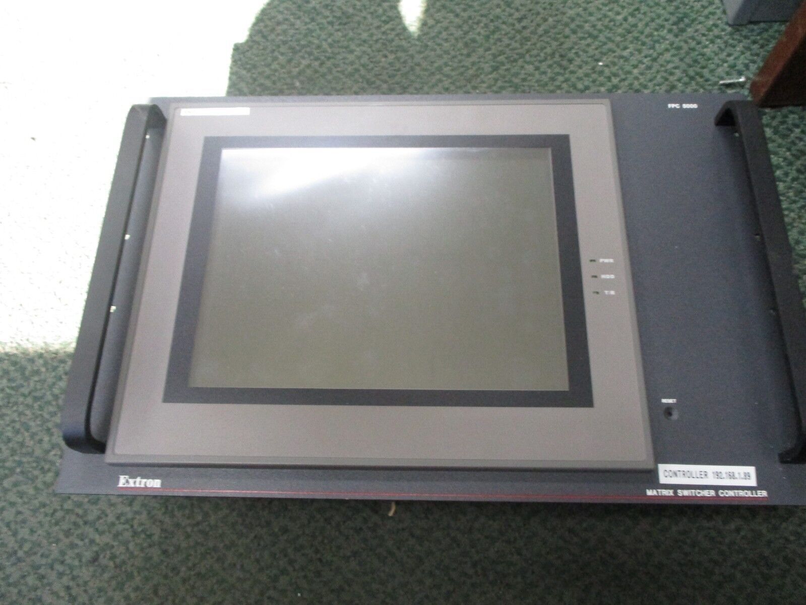Axiomtek Operator Interface Panel P1127-370 100-240VAC 50/60Hz 1.6A Used