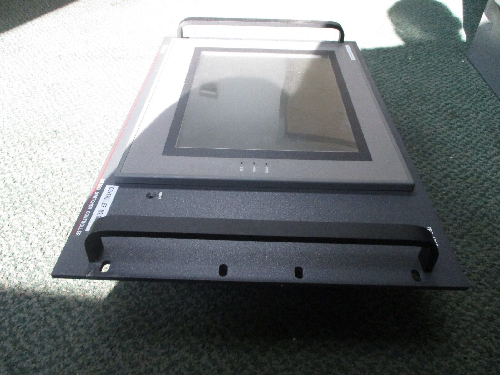 Axiomtek Operator Interface Panel P1127-370 100-240VAC 50/60Hz 1.6A Used