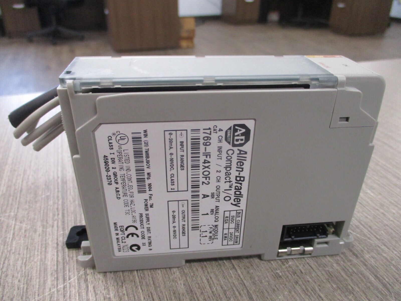 Allen-Bradley Compact I/O Analog I/O Module 1769-IF4X0F2 Ser. A Rev. 1 Used