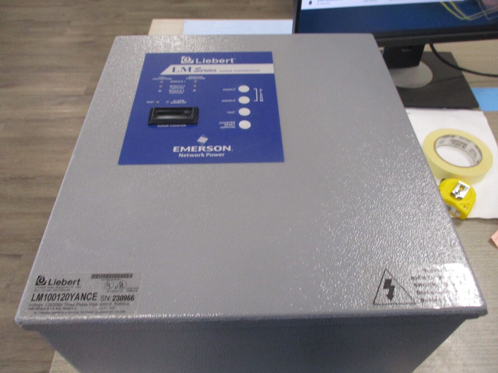 Liebert LM Series Surge Suppressor LM100120YANCE 120/208V 3Ph 4W+G 50/60Hz