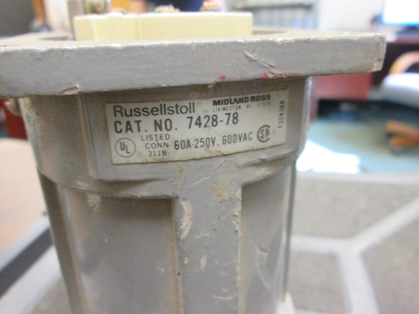 RussellStoll Receptacle 7428-78 60A 600V 3P 4W