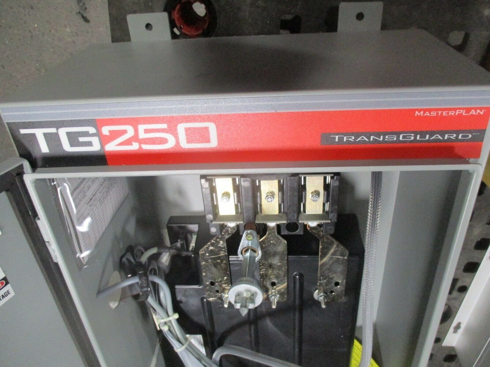 Current Technology TG250 MasterPlan TransGuard Surge Suppressor 20KA 480V Used