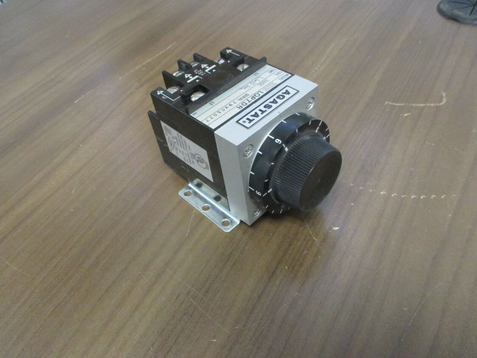 Agastat Timer 70120C 24VDC Coil Time: 1.5-15 sec Used