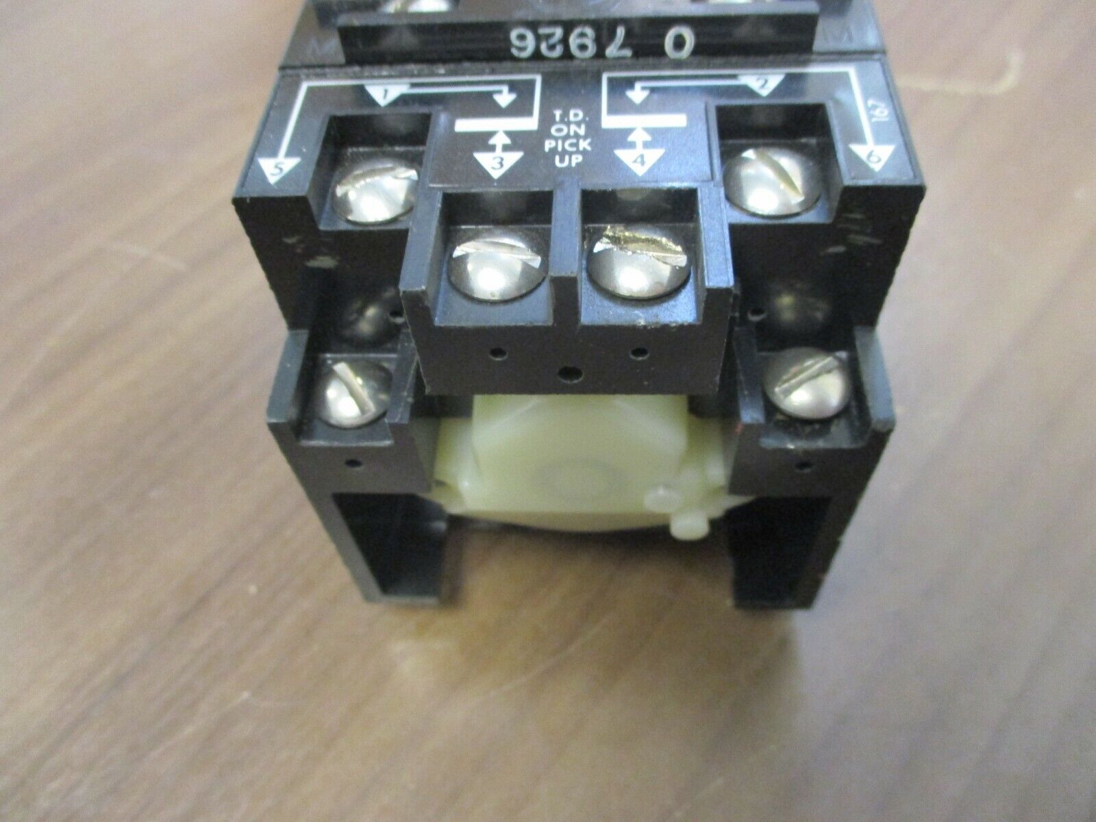 Agastat Timer 70120C 24VDC Coil Time: 1.5-15 sec Used