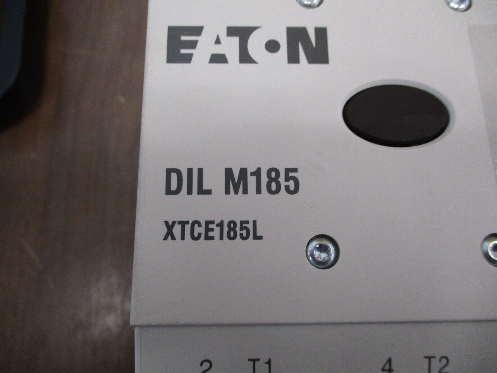 Eaton Contactor DIL M185 XTCE185L 24-48VDC Coil 225A 600V Used