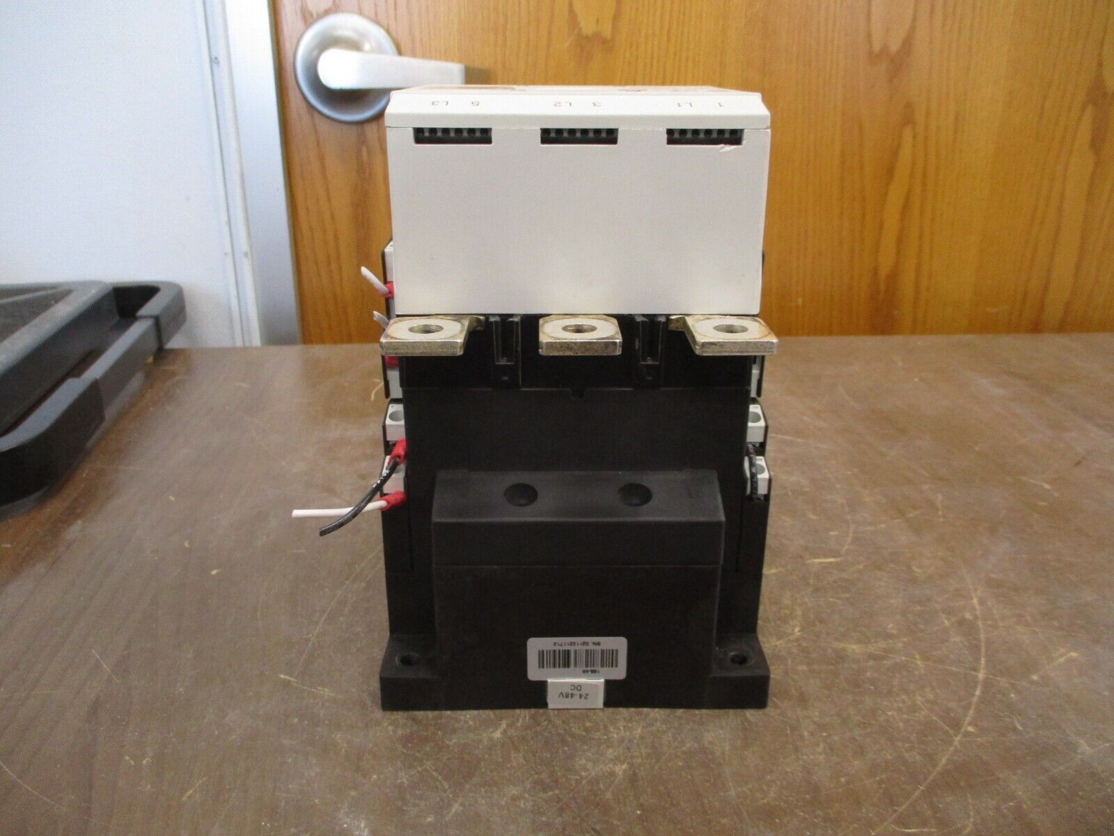 Eaton Contactor DIL M185 XTCE185L 24-48VDC Coil 225A 600V Used