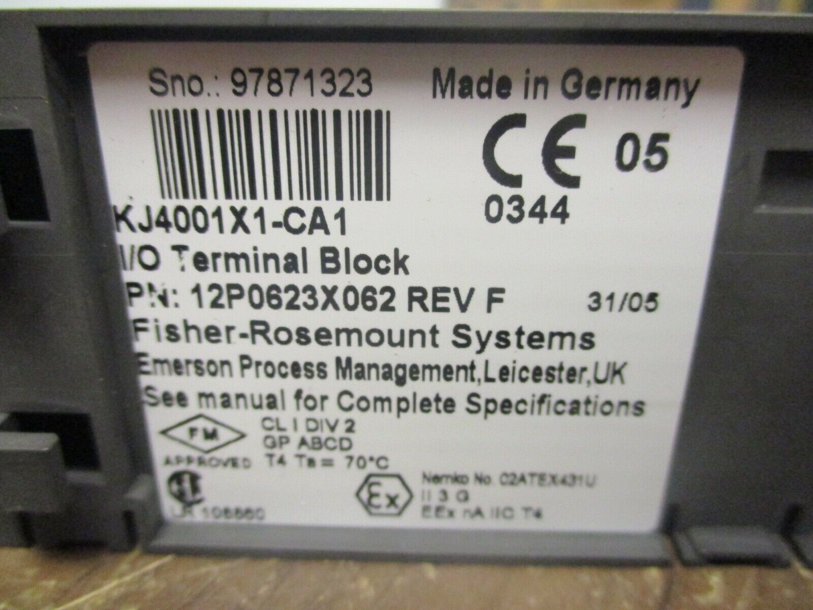 Emerson KJ4001X1-CA1 4 Wire TX Terminal Block 12P0623X062 Rev. F Used