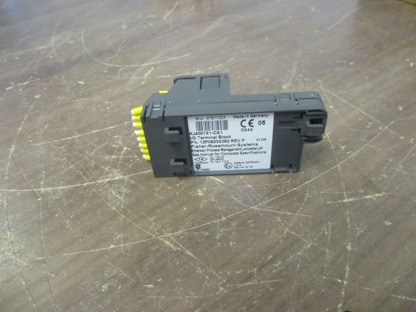 Emerson KJ4001X1-CA1 4 Wire TX Terminal Block 12P0623X062 Rev. F Used