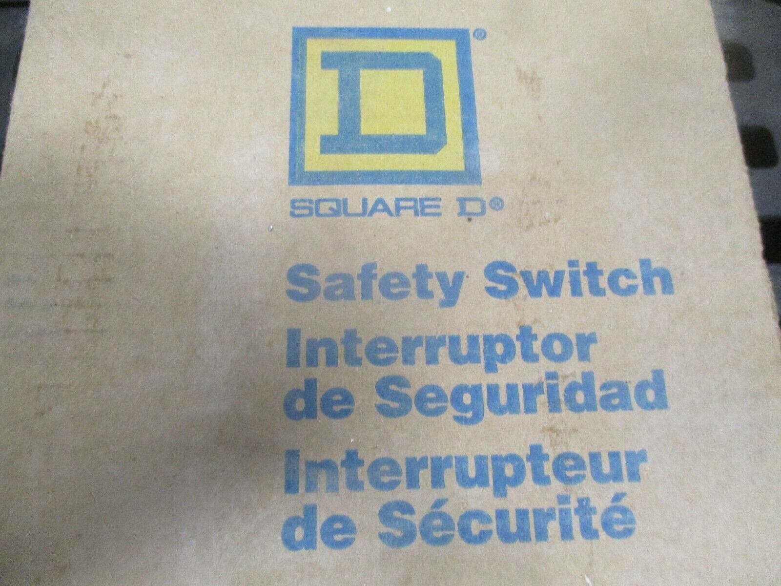 Square D Non-Fusible Safety Switch HU361 30A 600V New Surplus