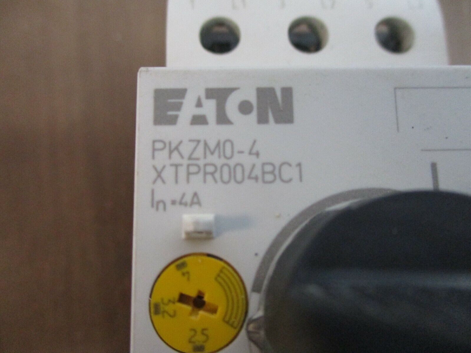 Eaton Manual Starter PKZM0-4 XTPR004BC1 Trip: 2.5-4A Used