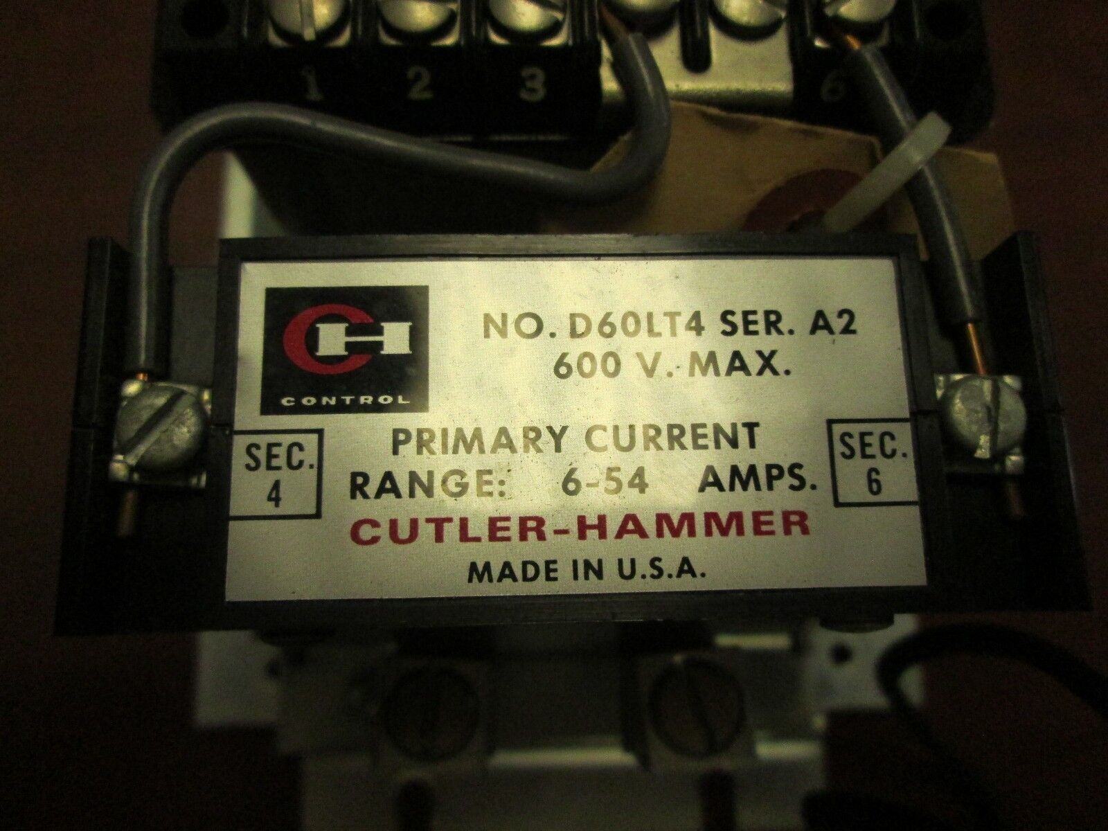Cutler-Hammer Current Transformer D60LA0 6-54A 600V D60LT4 Used