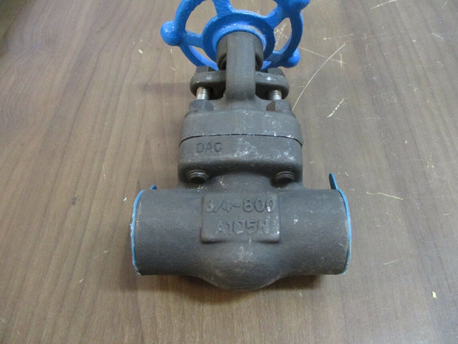 Sharpe Gate Valve 34834 Size: 3/4" 1975PSI @ 100° F Used