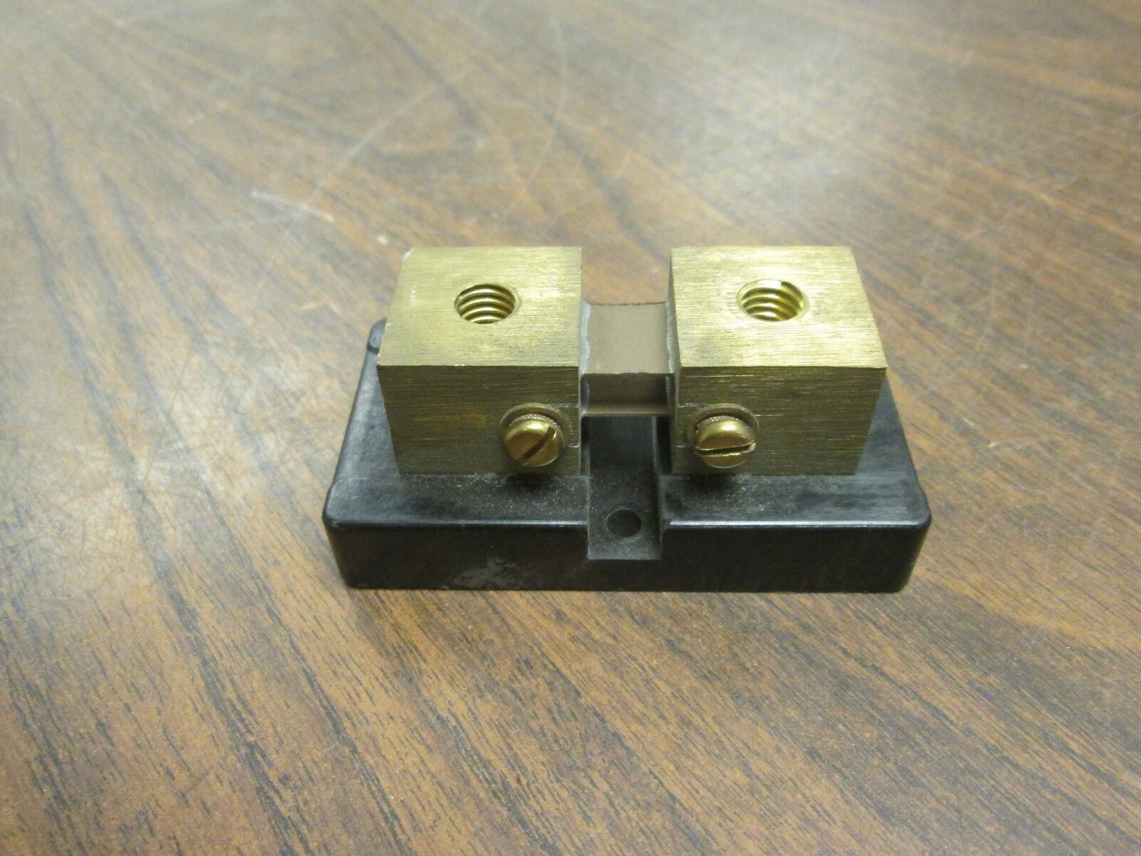 Deltec DC Shunt KB 2 94 200A 50MV Used