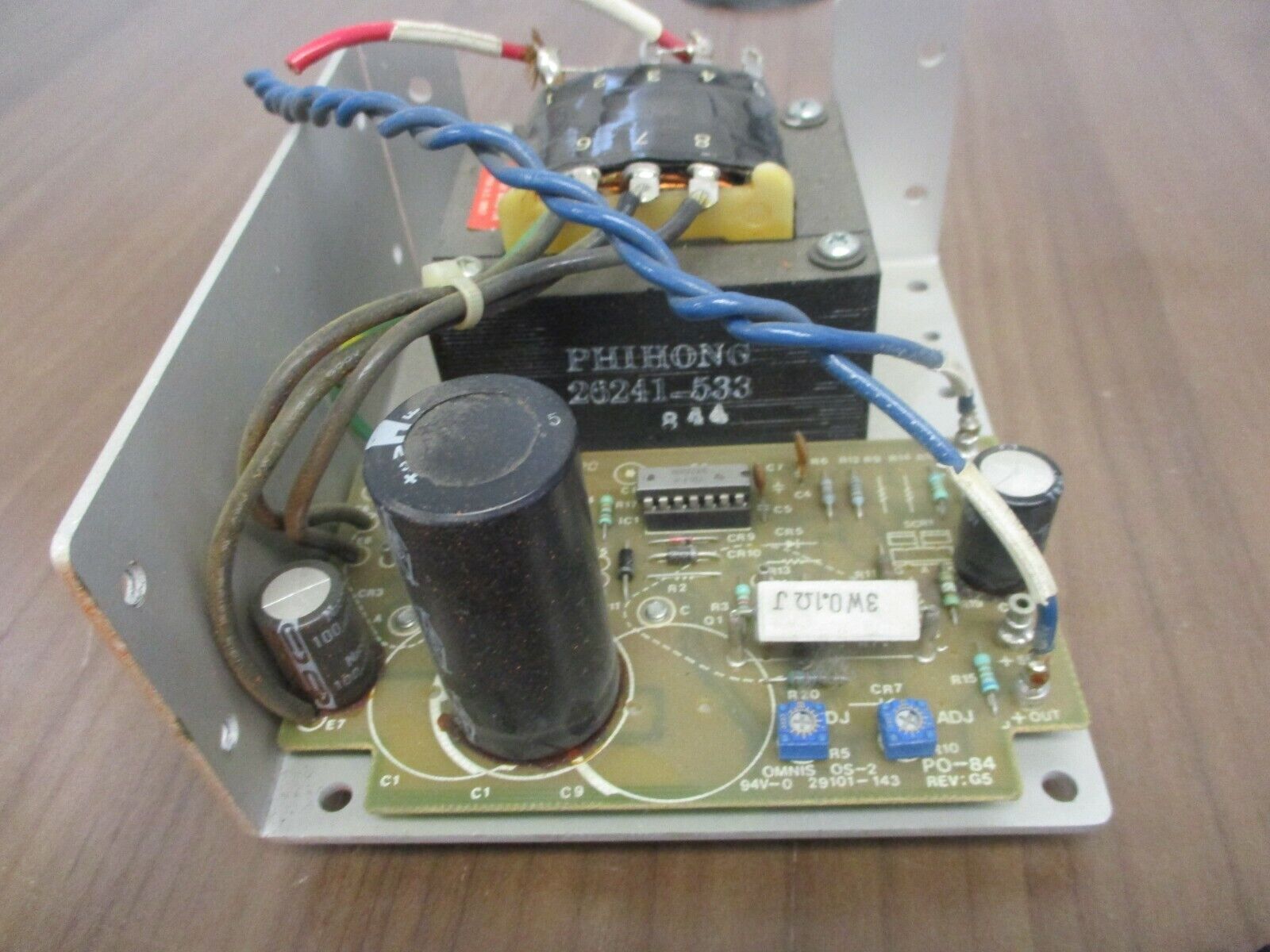 ACDC Electronics Power Supply 24N 2.4 Used