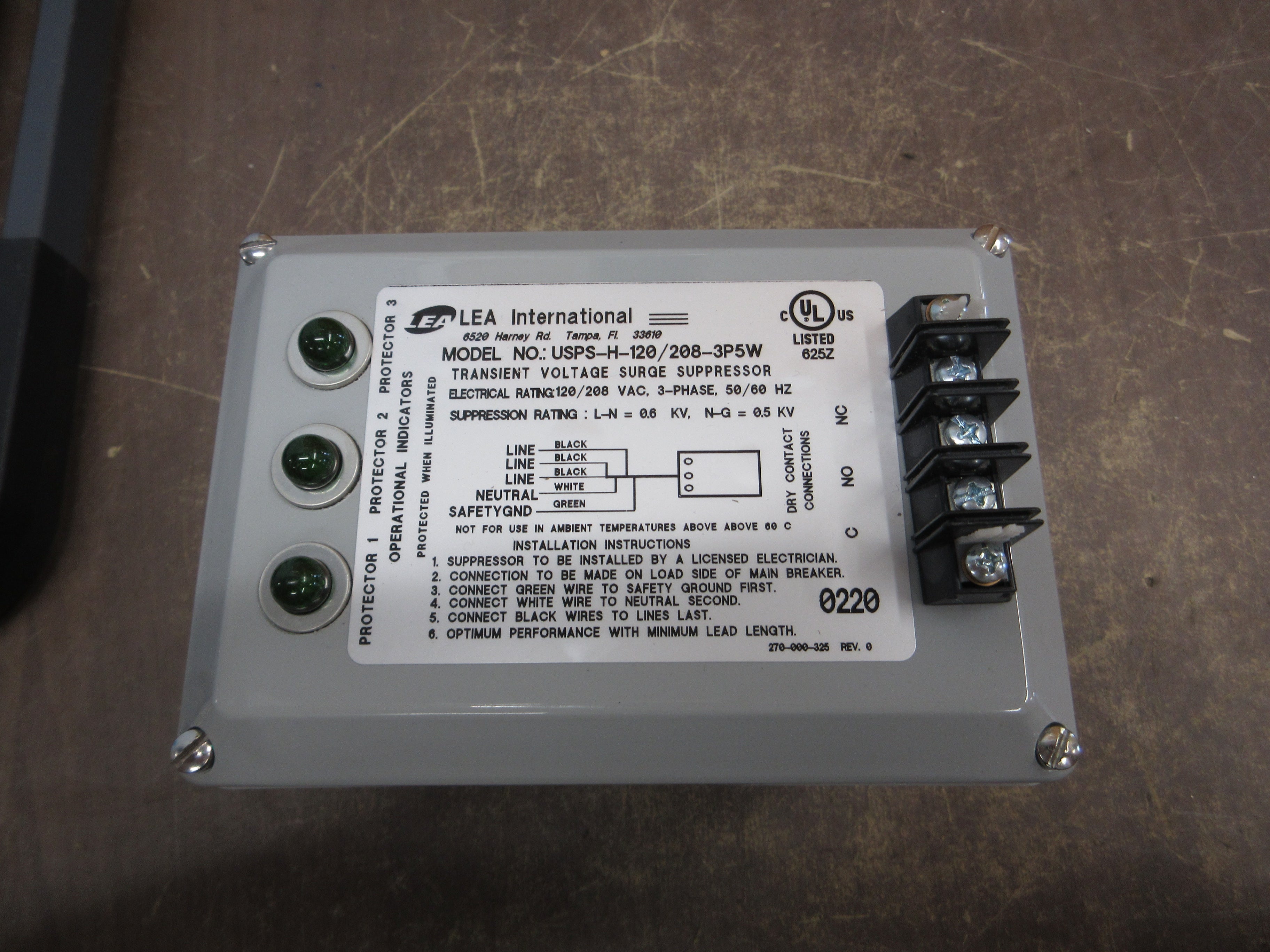 LEA International Surge Suppressor USPS-H-120/208-3P5W 120/208V 3Ph 50/60Hz Used
