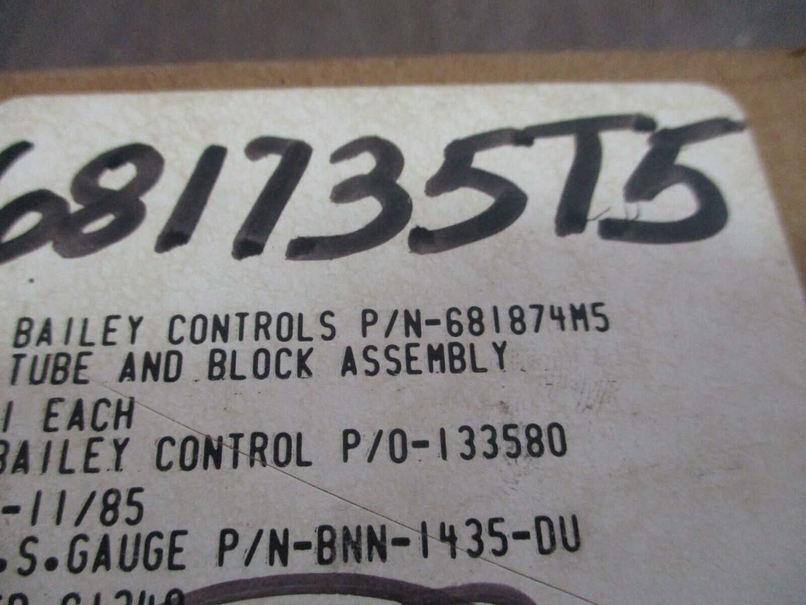 Bailey Controls Tube & Block Assembly 681874M5 New Surplus